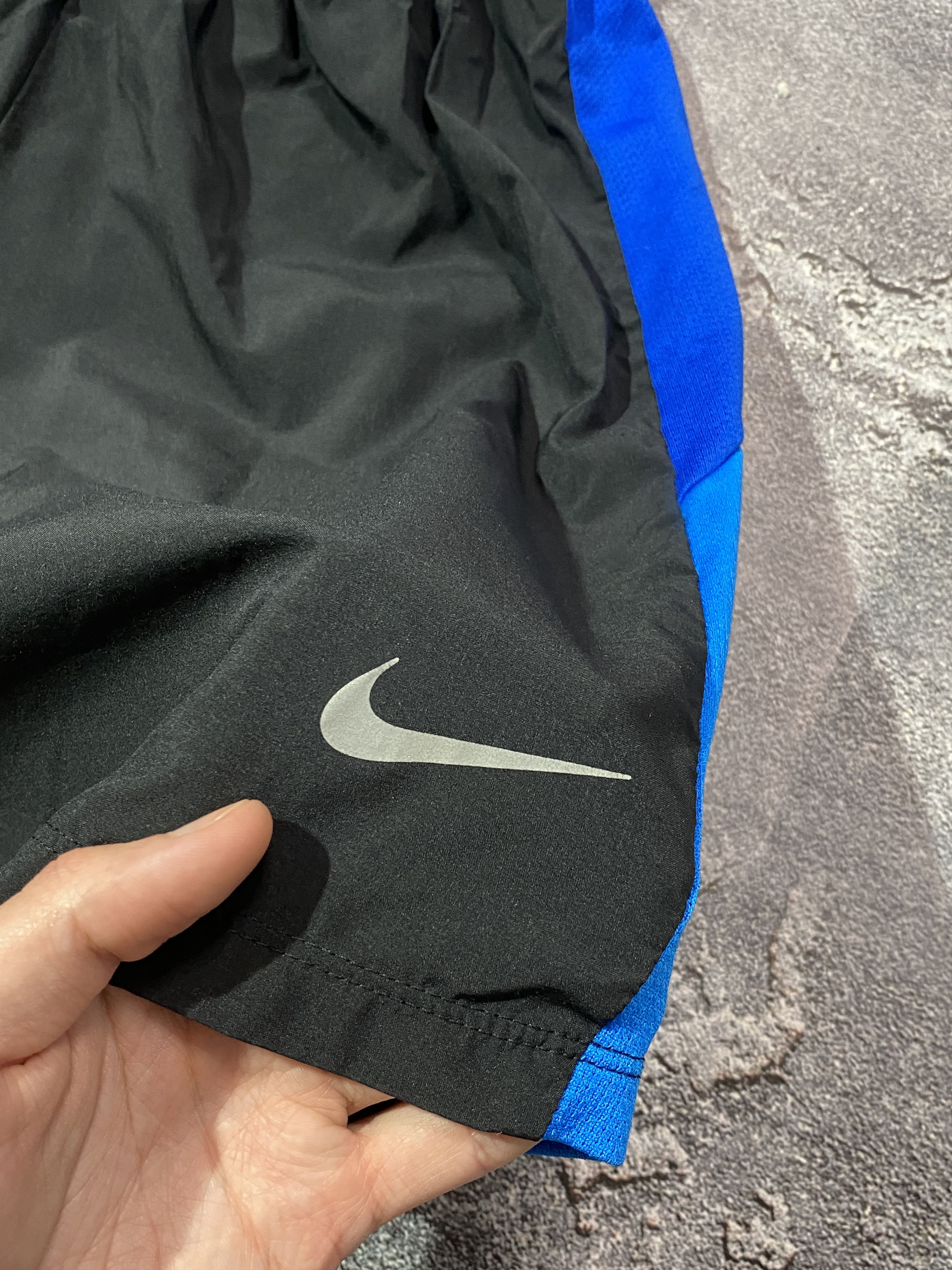 Nike Vintage Y2K Nike Dri-fit Track Shorts Size US 32 / EU 48 - 2 Thumbnail