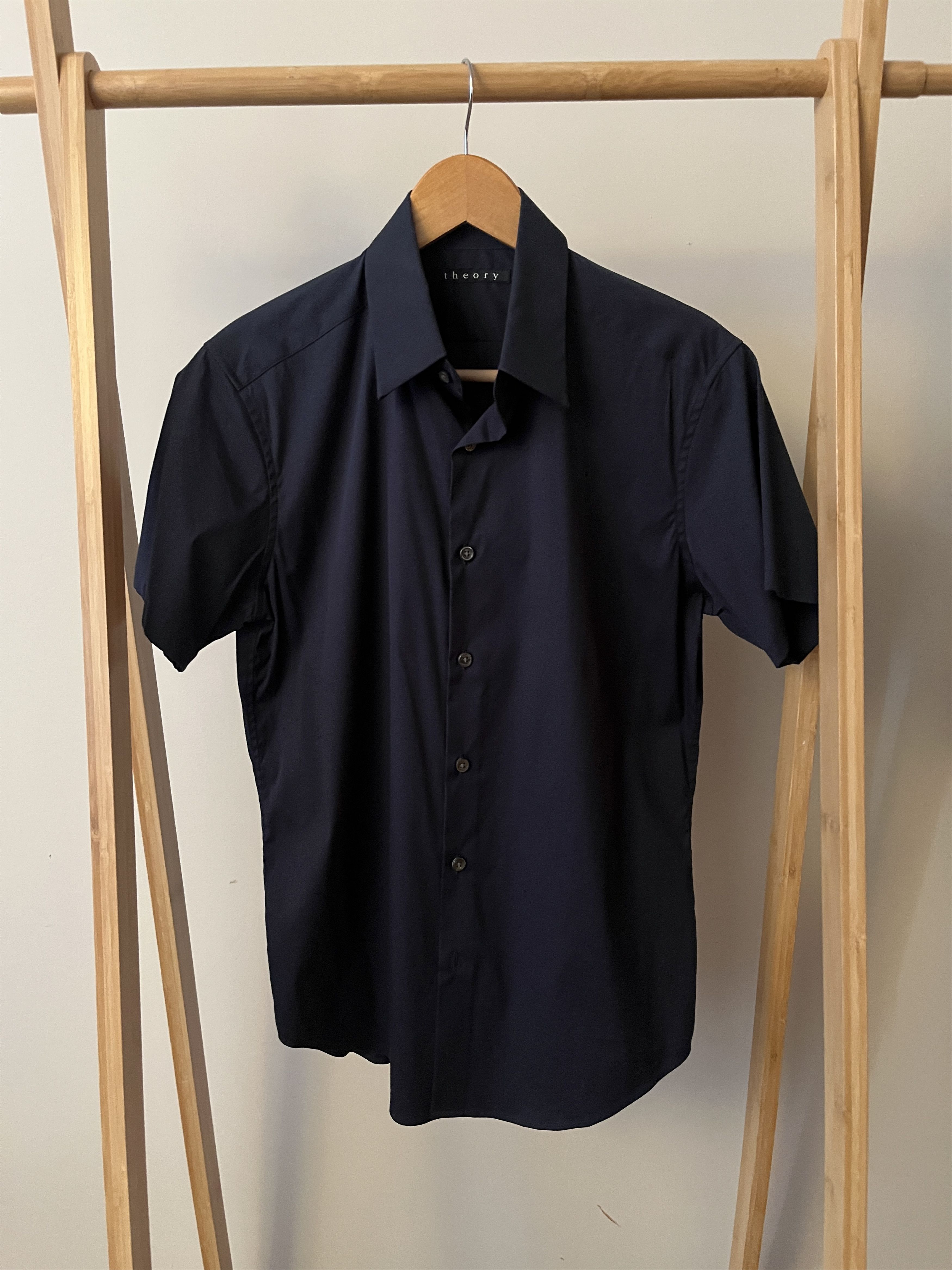 Theory Theory navy short-sleeve button down, XS Size US XS / EU 42 / 0 - 1 Thumbnail
