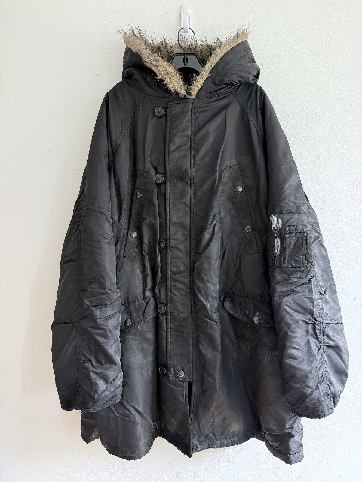 Balenciaga Fall 23 Distressed Graffiti Parka (48) Size US M / EU 48-50 / 2 - 1 Thumbnail