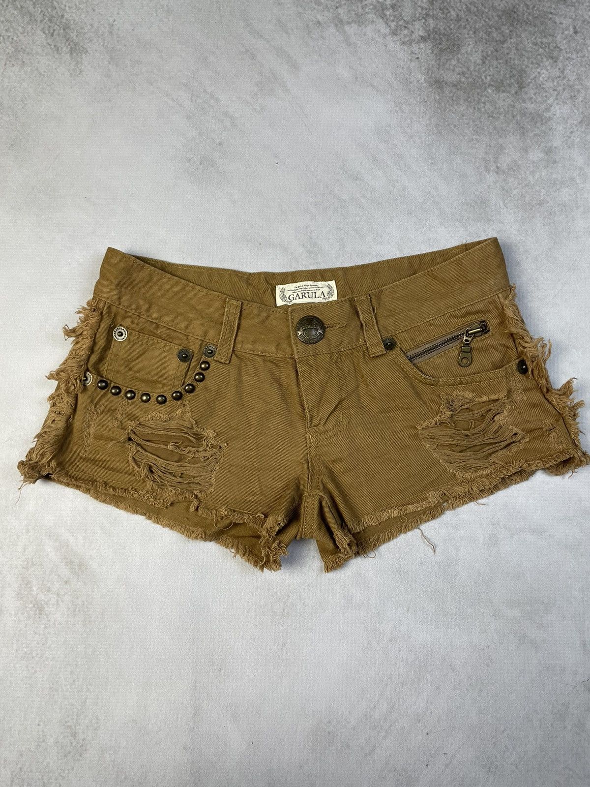 Japanese Brand 2000s Garula Gyaru Gal Studded Distressed Low Rise Shorts Size 27" / US 4 / IT 40 - 2 Thumbnail