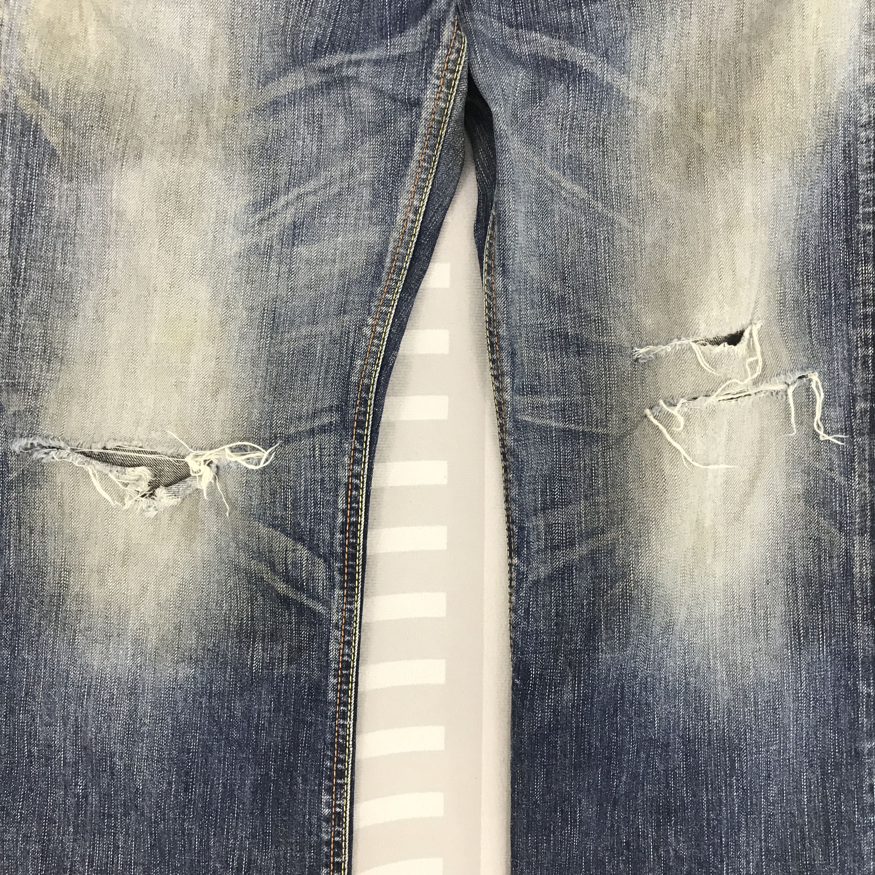 Edwin × Vintage Vintage Edwin Blue trip 503 Distressed denim Size US 32 / EU 48 - 4 Thumbnail