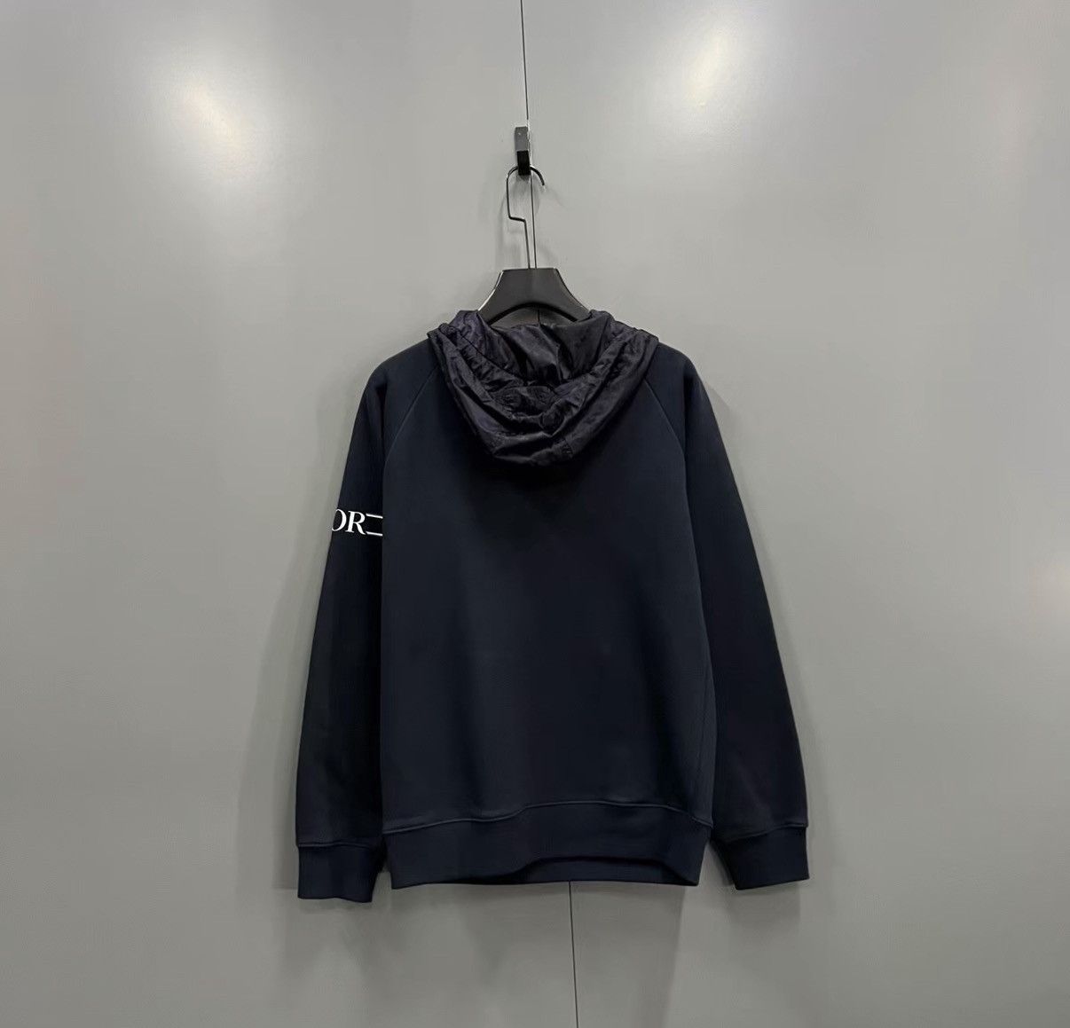 Dior Dior dark navy logo printed hoodie J41 Size US XXS / EU 40 - 2 Thumbnail