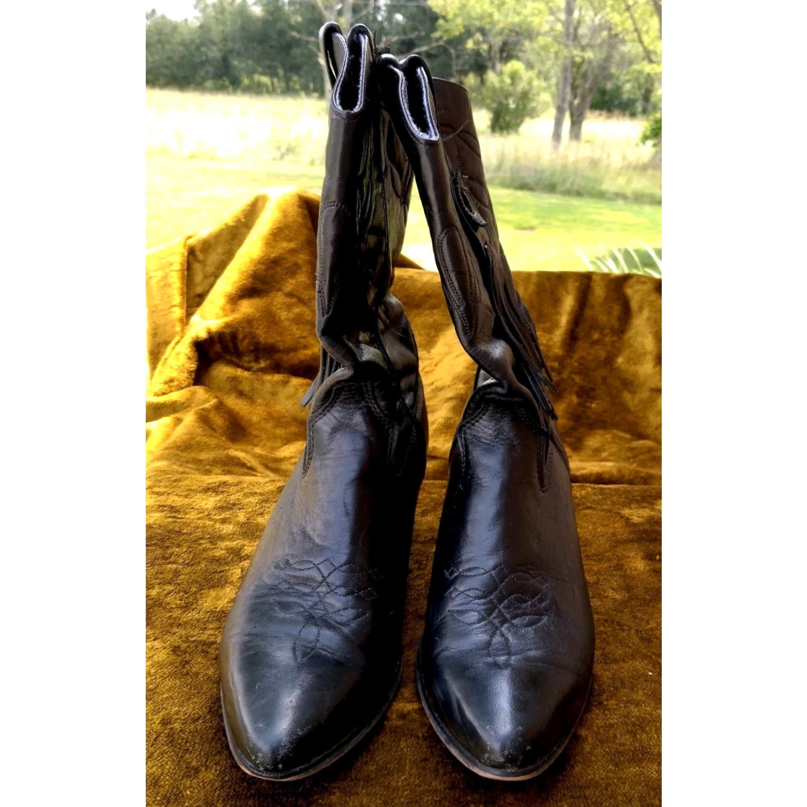 Vintage VINTAGE Laredo Western Boots Women 8.5 M Black Leather Fringe Tassel Ankle Cowgirl Ranch Boot Size US 9 / IT 39 - 2 Thumbnail