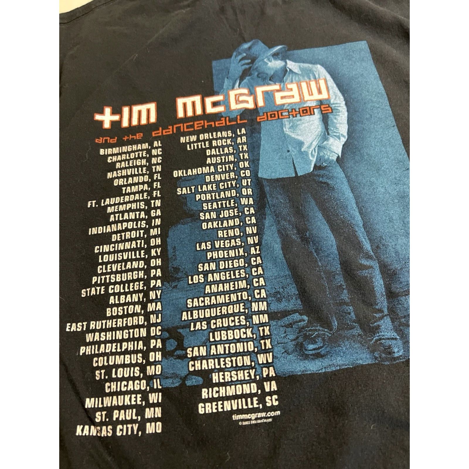 Vintage VINTAGE Tennessee River Tim McGraw & The Dancehall Doctors Graphic T Shirt Medium 2003 Concert Tour Men Black Cotton Short Sleeve Crew Neck Size US M / EU 48-50 / 2 - 6 Thumbnail