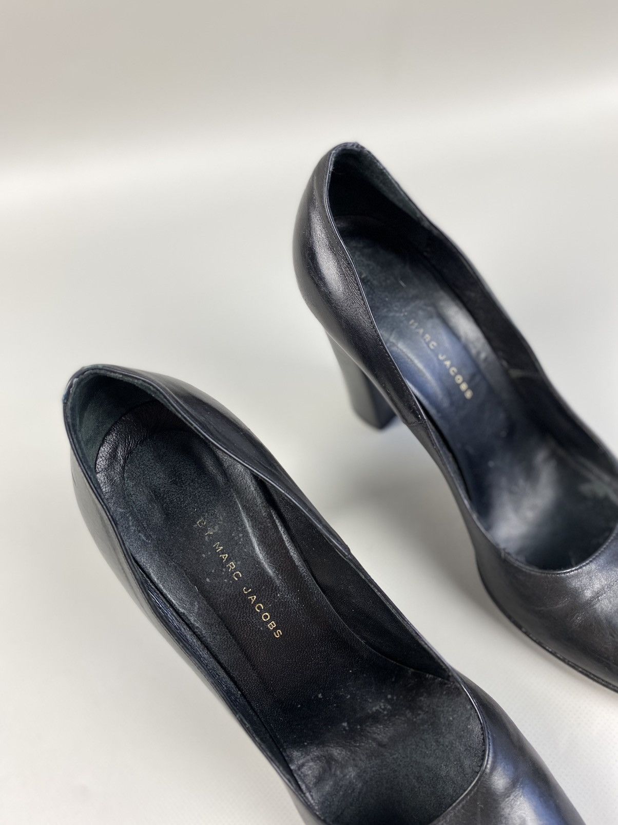 Marc Jacobs Marc by Marc Jacobs ladies leather heels shoes size 39 1/2 Size US 9.5 / IT 39.5 - 3 Thumbnail