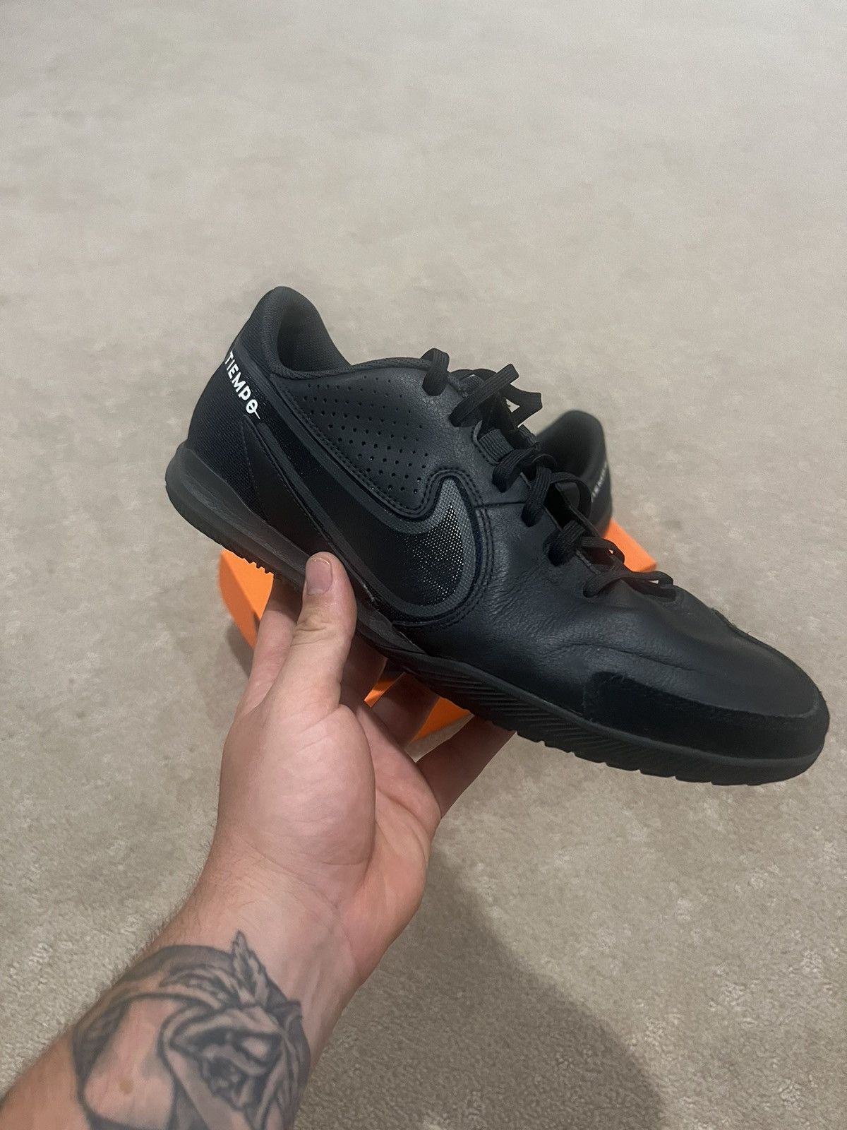 Nike Nike Legend 9 Academy IC Indoor Futsal Boots Size US 11.5 / EU 44-45 - 6 Thumbnail