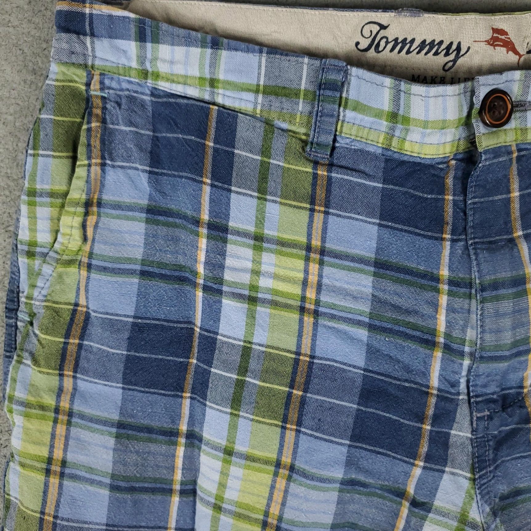 Tommy Bahama VINTAGE Tommy Bahama Shorts Men 36 Blue Green Plaid Linen Tencel Casual Fall Size US 36 / EU 52 - 2 Thumbnail