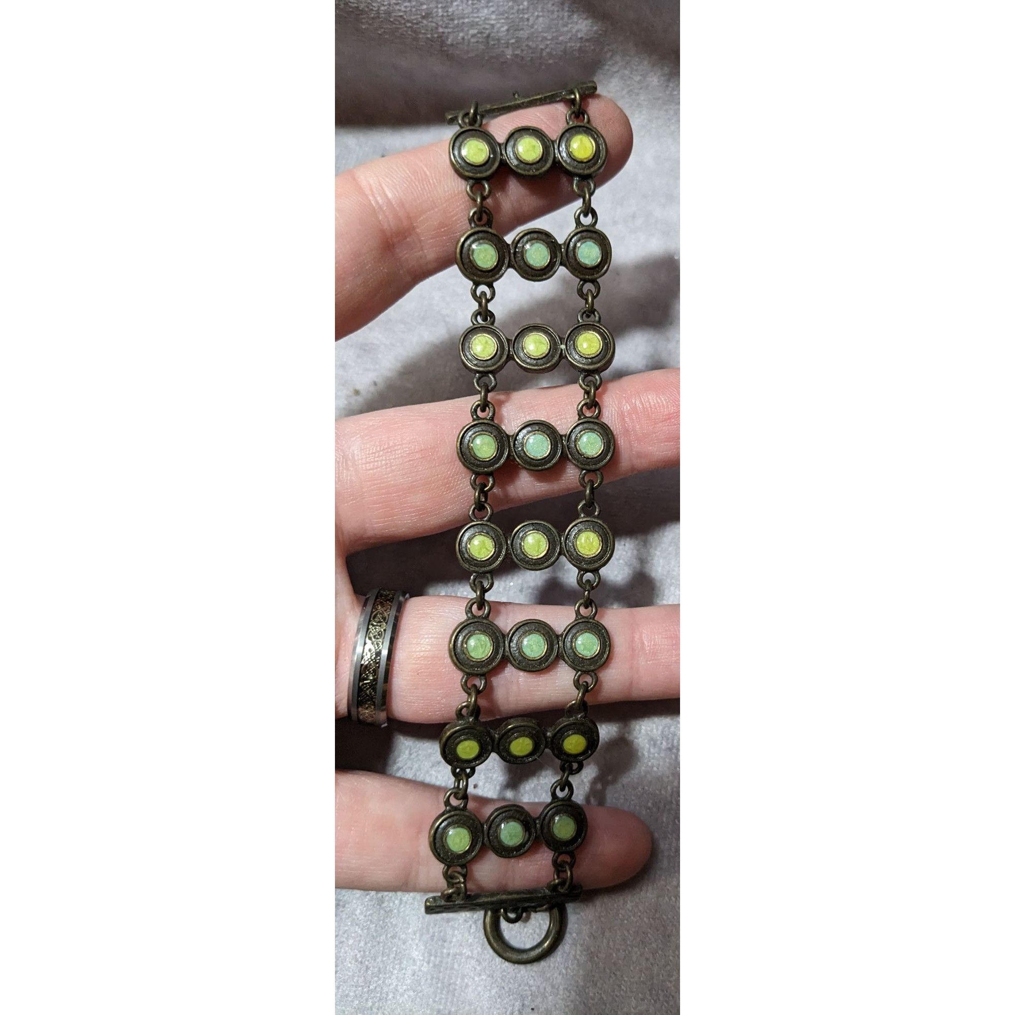 Other Antiqued Gold Tone Green And Blue Enamel Vintage Style Brace Size ONE SIZE - 7 Thumbnail
