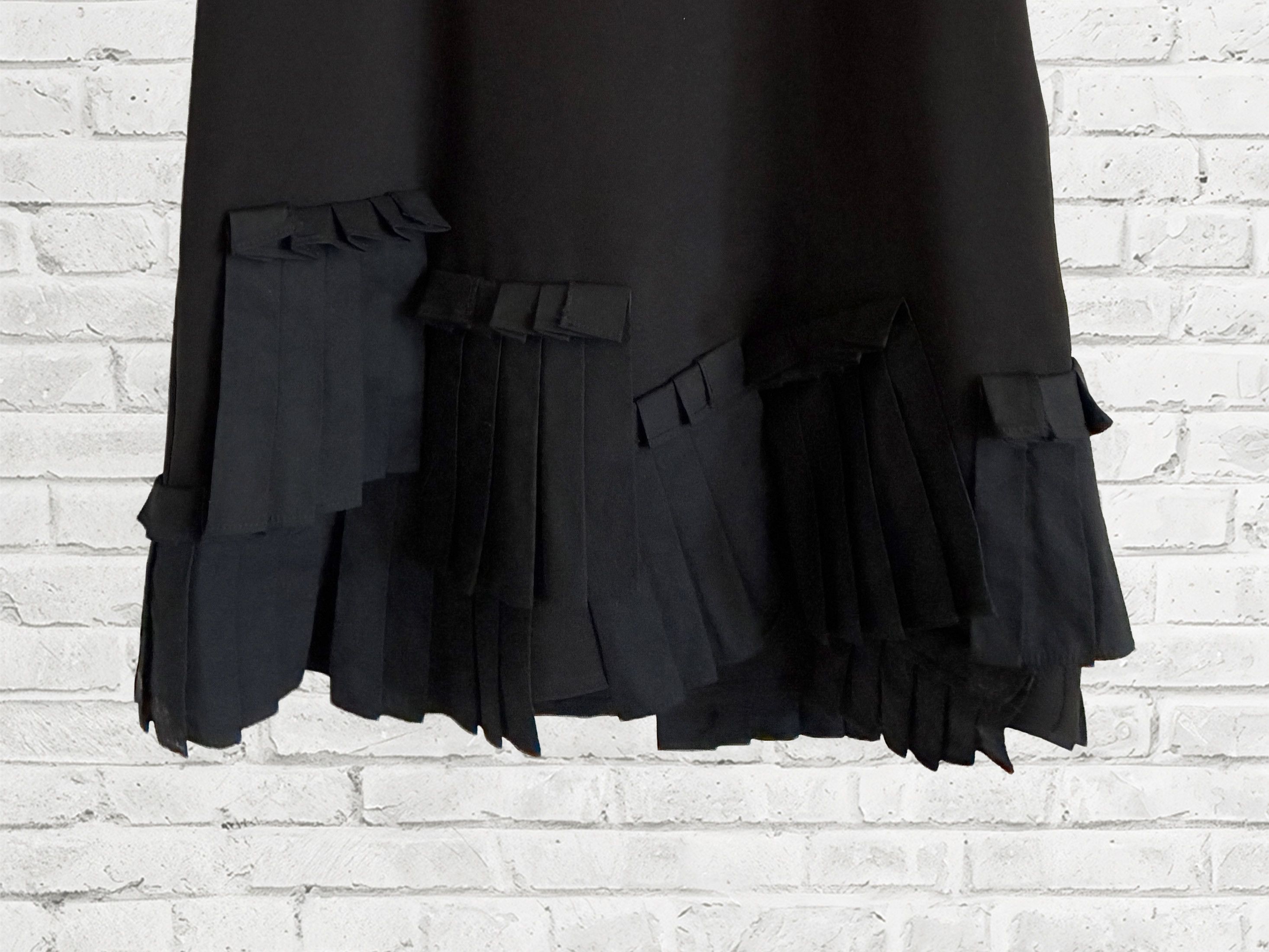 Moschino MOSCHINO Little Black Cocktail Dress with Folded Ruffles Size S / US 4 / IT 40 - 6 Thumbnail