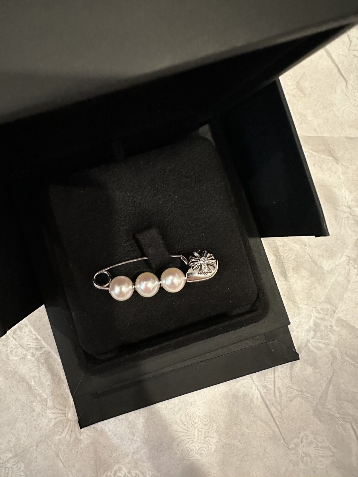 Chrome Hearts Chrome Hearts Mikimoto White Gold Diamond Pearl Safety Pin Size ONE SIZE - 10 Thumbnail