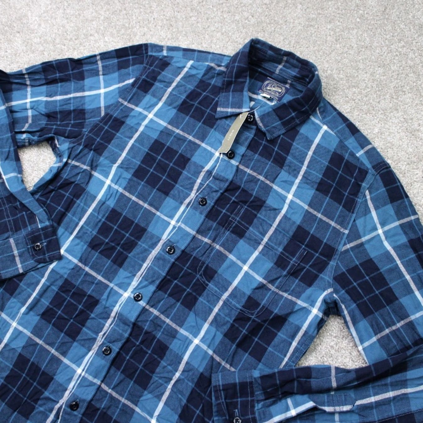 J.Crew J.CREW Shirt Mens Medium Blue Plaid Flannel 100% Cotton Long Sleeve Button-Up NWT Size US M / EU 48-50 / 2 - 3 Thumbnail