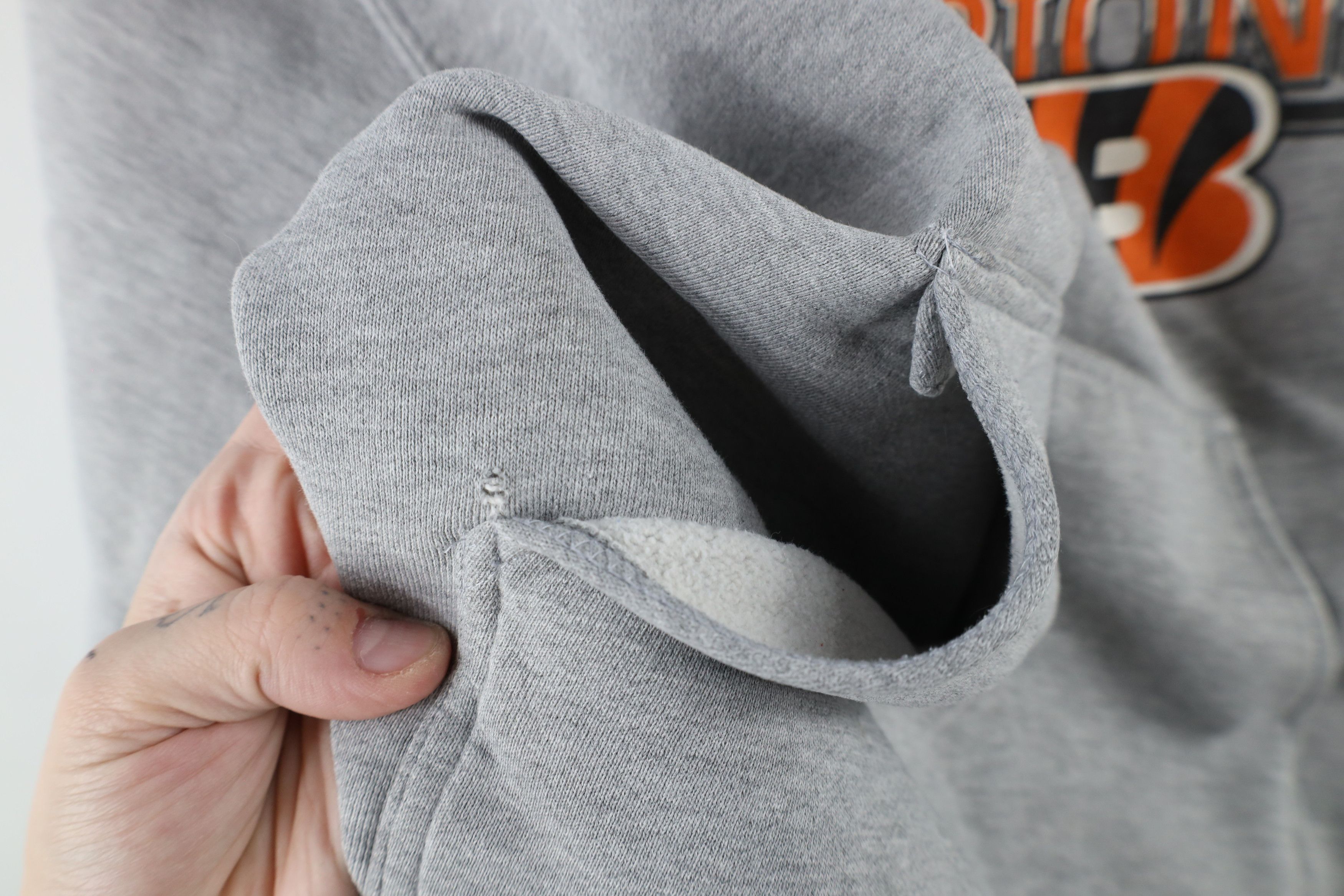 Vintage Vintage AFC North Division Champs Cincinnati Bengals Hoodie Size US M / EU 48-50 / 2 - 8 Thumbnail