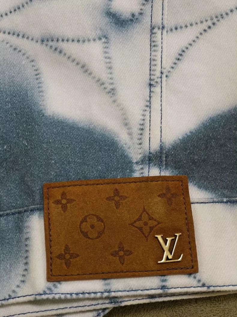 Louis Vuitton Louis Vuitton jacket 2505-Nextarrow Size US M / EU 48-50 / 2 - 9 Thumbnail