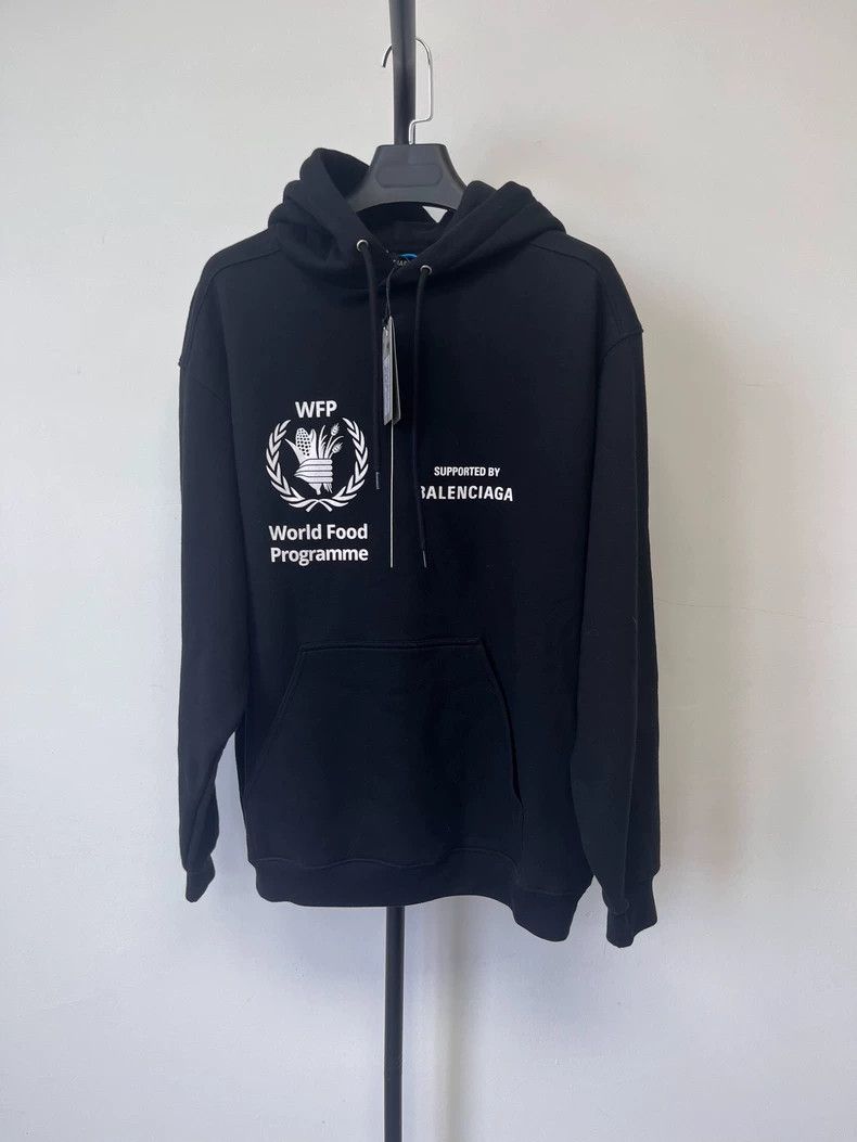 Balenciaga Balenciaga Solid monogrammed sweatshirt Size US XS / EU 42 / 0 - 1 Thumbnail