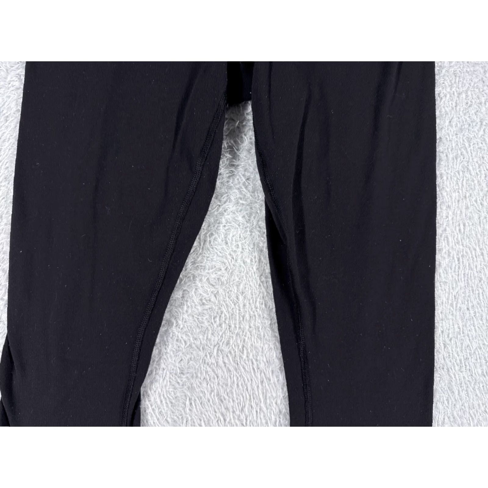 Lululemon Lululemon Wunder Under Pants Womens 6 Black Crop 21" Inseam 21 Yoga Athleisure Casual Stretch Size 28" / US 6 / IT 42 - 3 Thumbnail