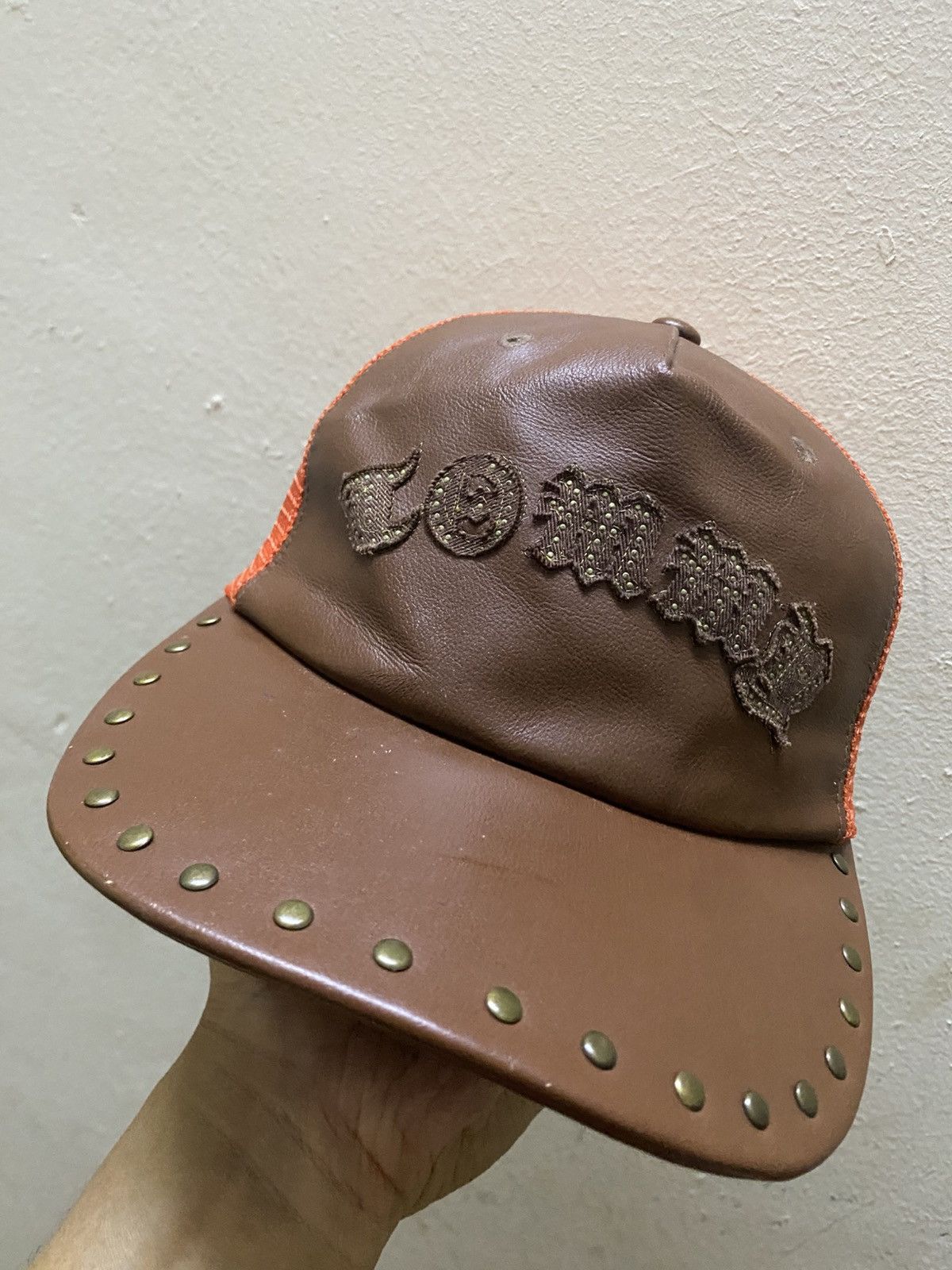 Vintage Vintage Y2K Tommy Girl Studded Leather Trucker Cap Size ONE SIZE - 1 Thumbnail