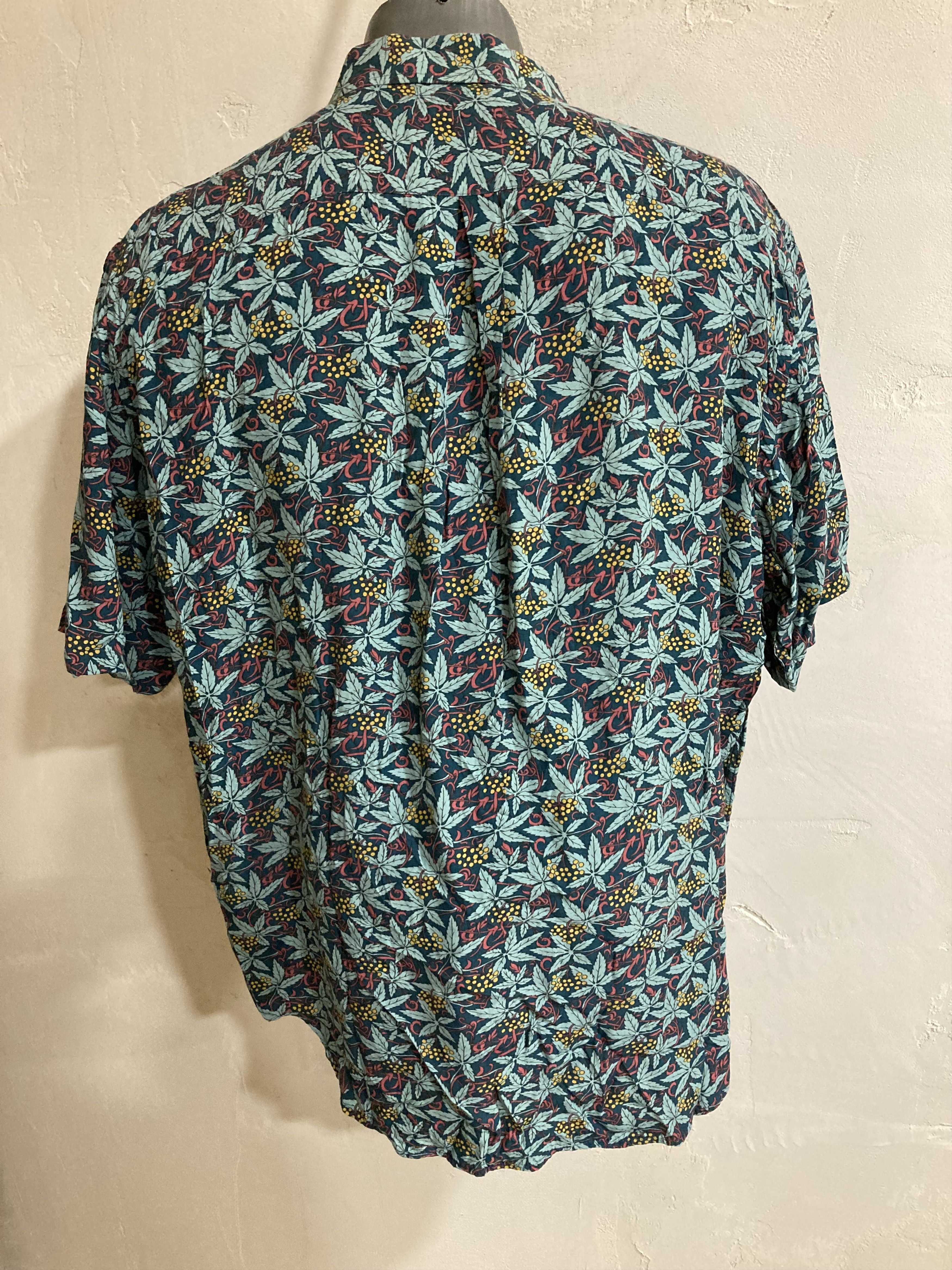 Missoni Vintage Missoni By Example Wild Grapes Hawaiian Shirt Size US L / EU 52-54 / 3 - 2 Thumbnail