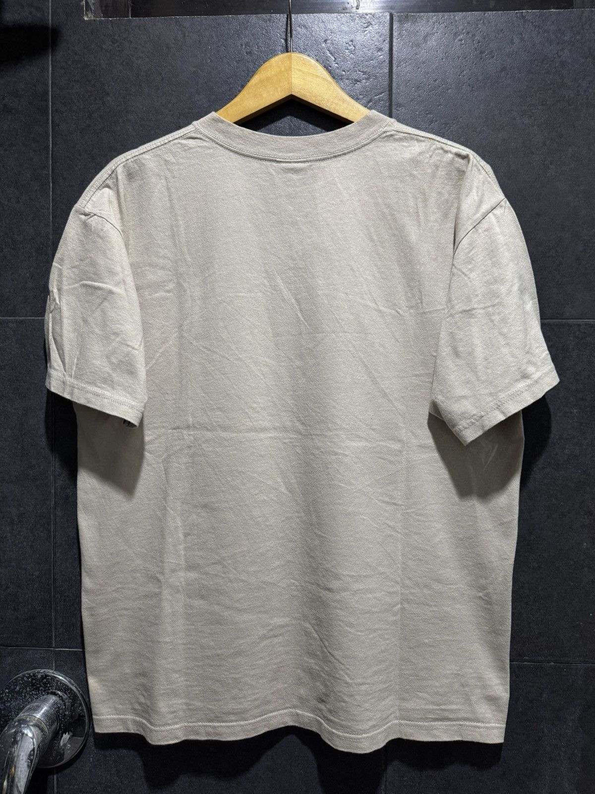 Other Vintage 00s Bitch Skateboard Tshirt Size US L / EU 52-54 / 3 - 2 Thumbnail