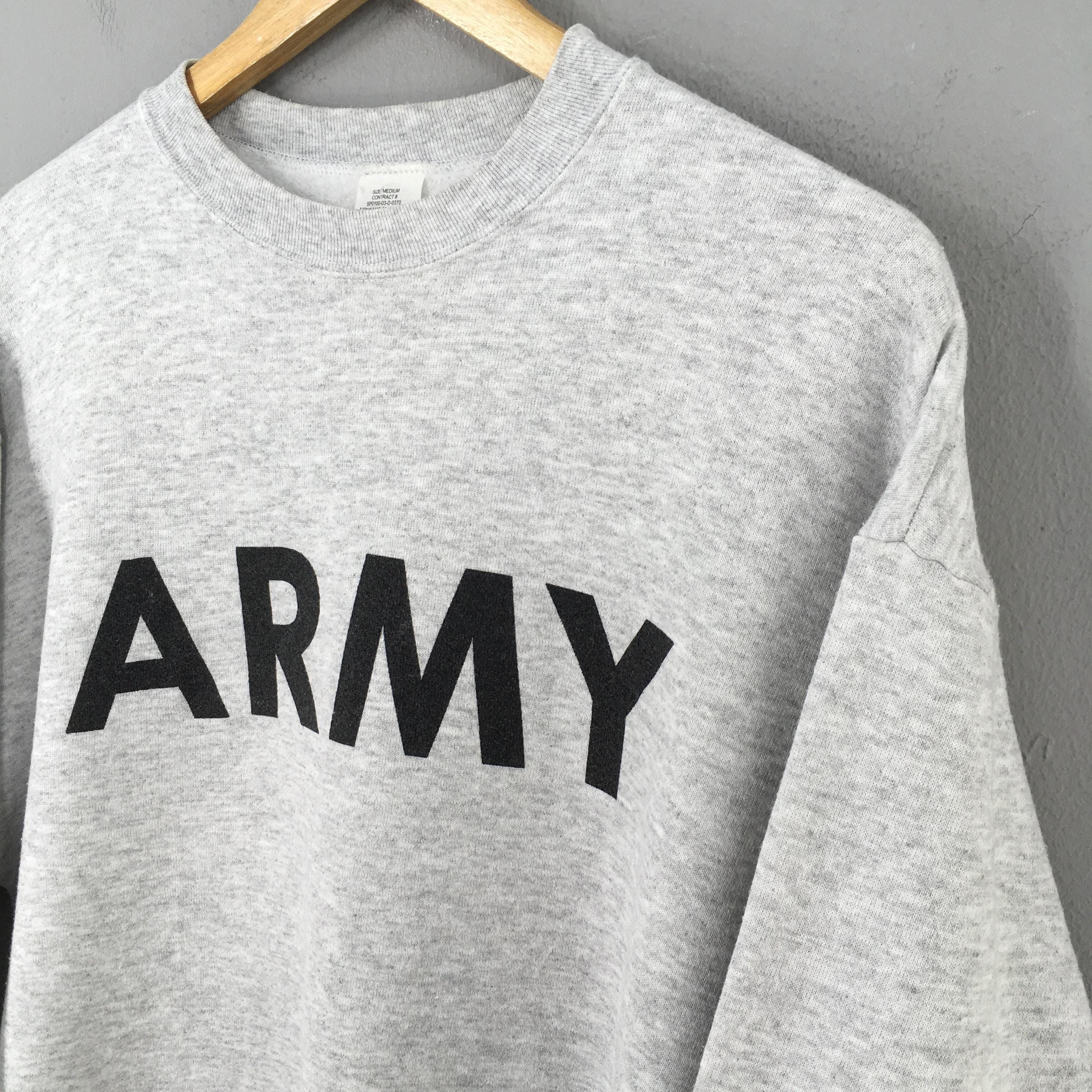 Vintage Vintage Y2K Us Army Gray Sweatshirt Medium Size US M / EU 48-50 / 2 - 3 Thumbnail