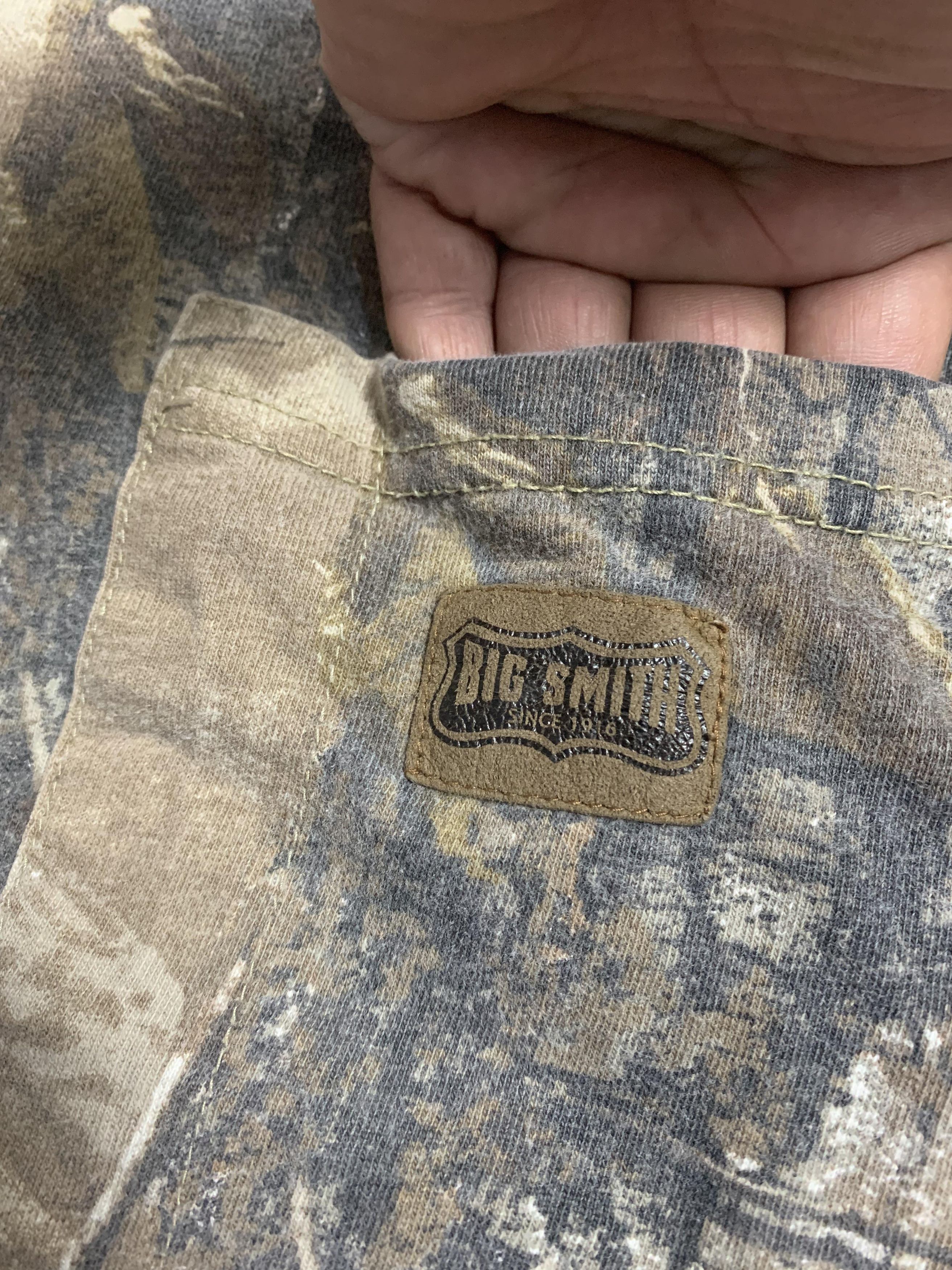 Realtree Vintage Realtree Camo Oversized Boxy BIGTshirt Size US XL / EU 56 / 4 - 3 Thumbnail