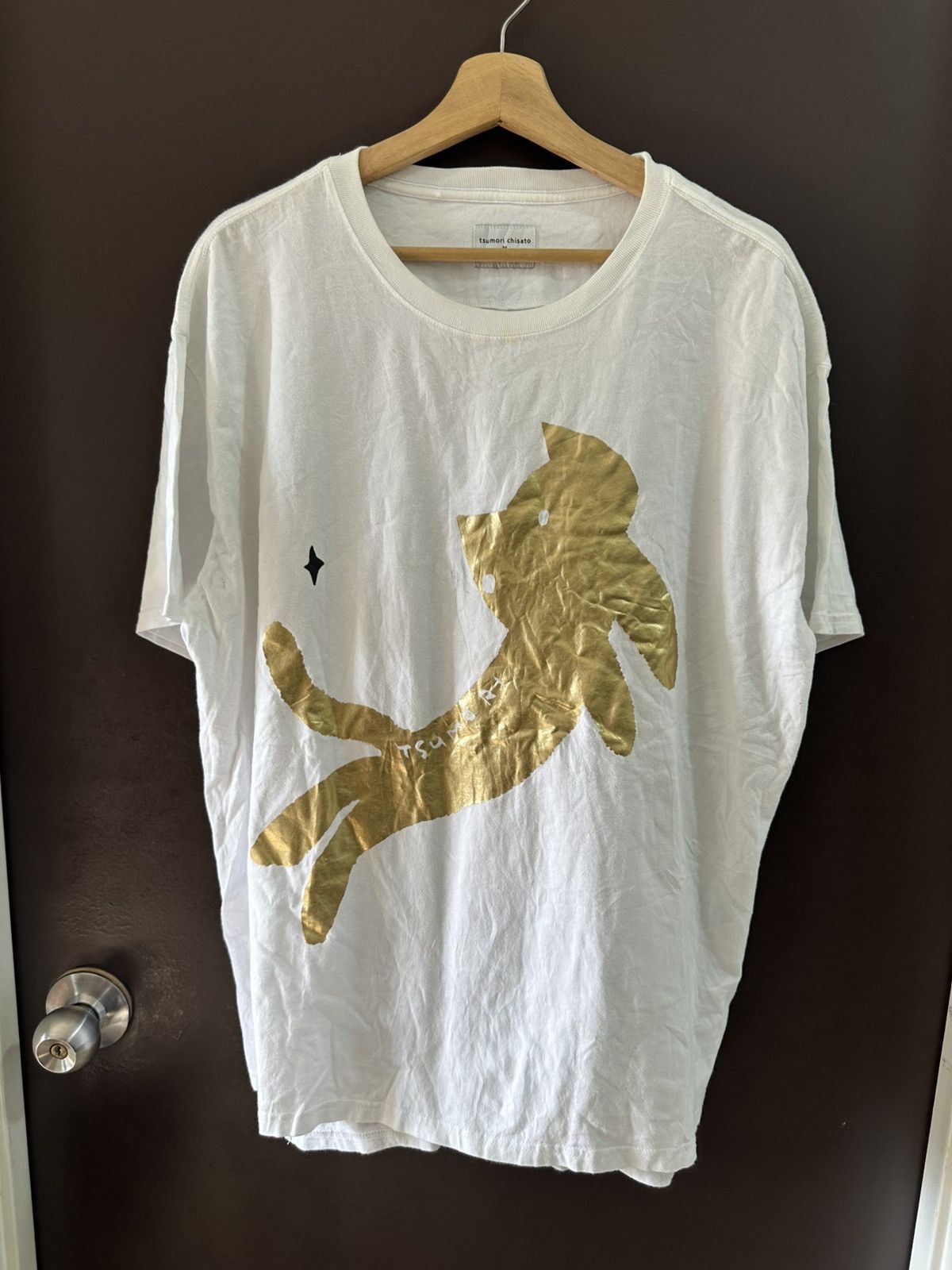 Issey Miyake × Tsumori Chisato AW20 Tsumori Chisato x Niko And… Gold Cat T-Shirt Size US L / EU 52-54 / 3 - 13 Thumbnail