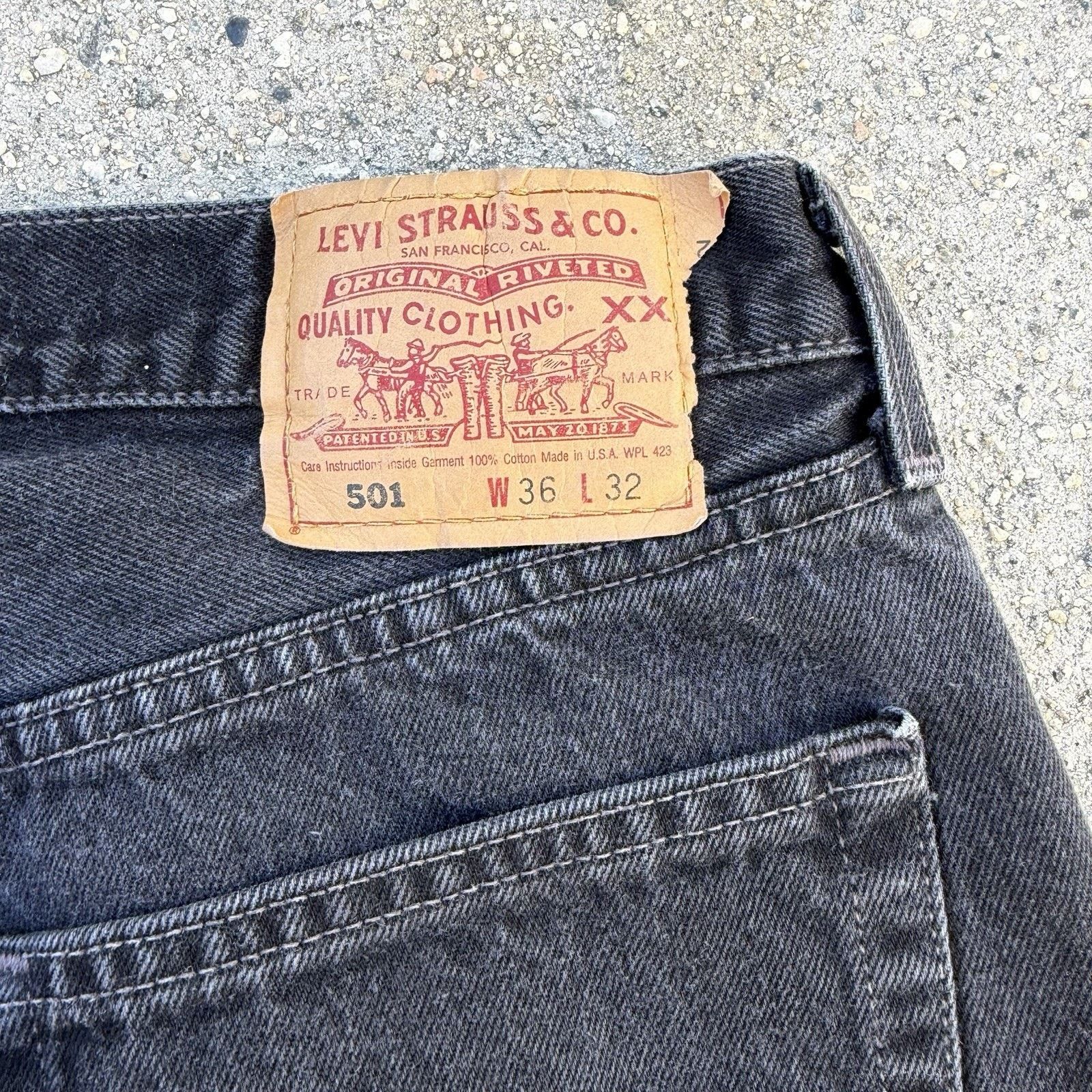 Essentials × Levi's × Vintage Vintage Levis 501 Straight Black Denim Jeans 36x32 Act 34x30 Size US 36 / EU 52 - 7 Thumbnail