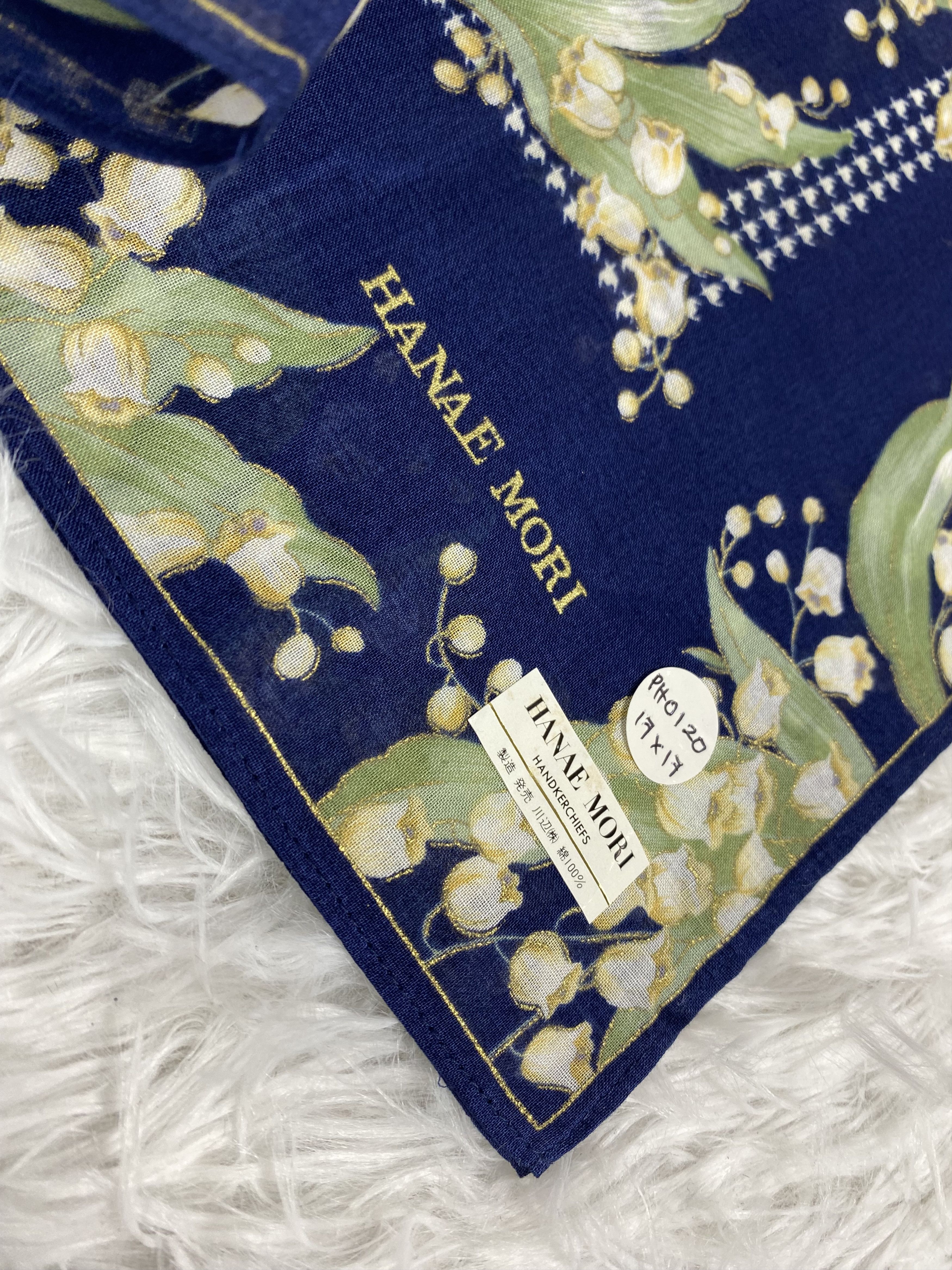 Hanae Mori Vintage Hanae Mori Handkerchief PH0120 Size ONE SIZE - 3 Thumbnail