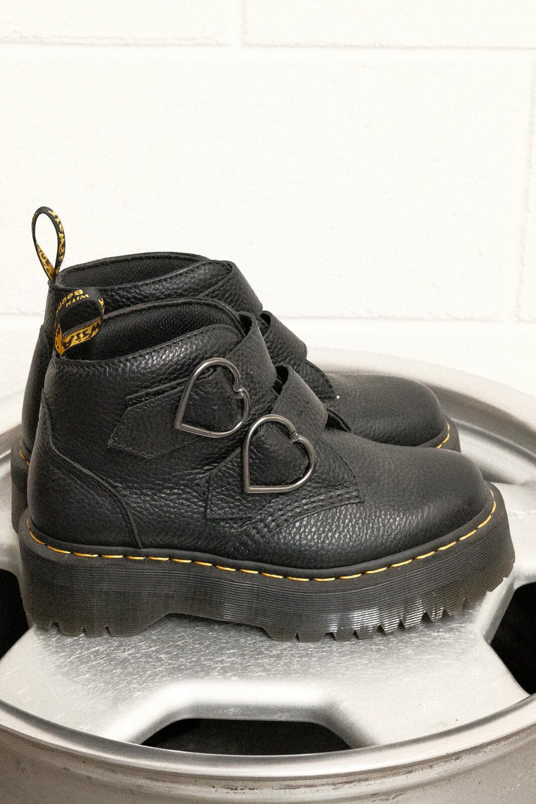 Dr. Martens Dr. Martens Leather Heart Buckle Platform Ankle Boots UK 5 Size US 7.5 / IT 37.5 - 2 Thumbnail