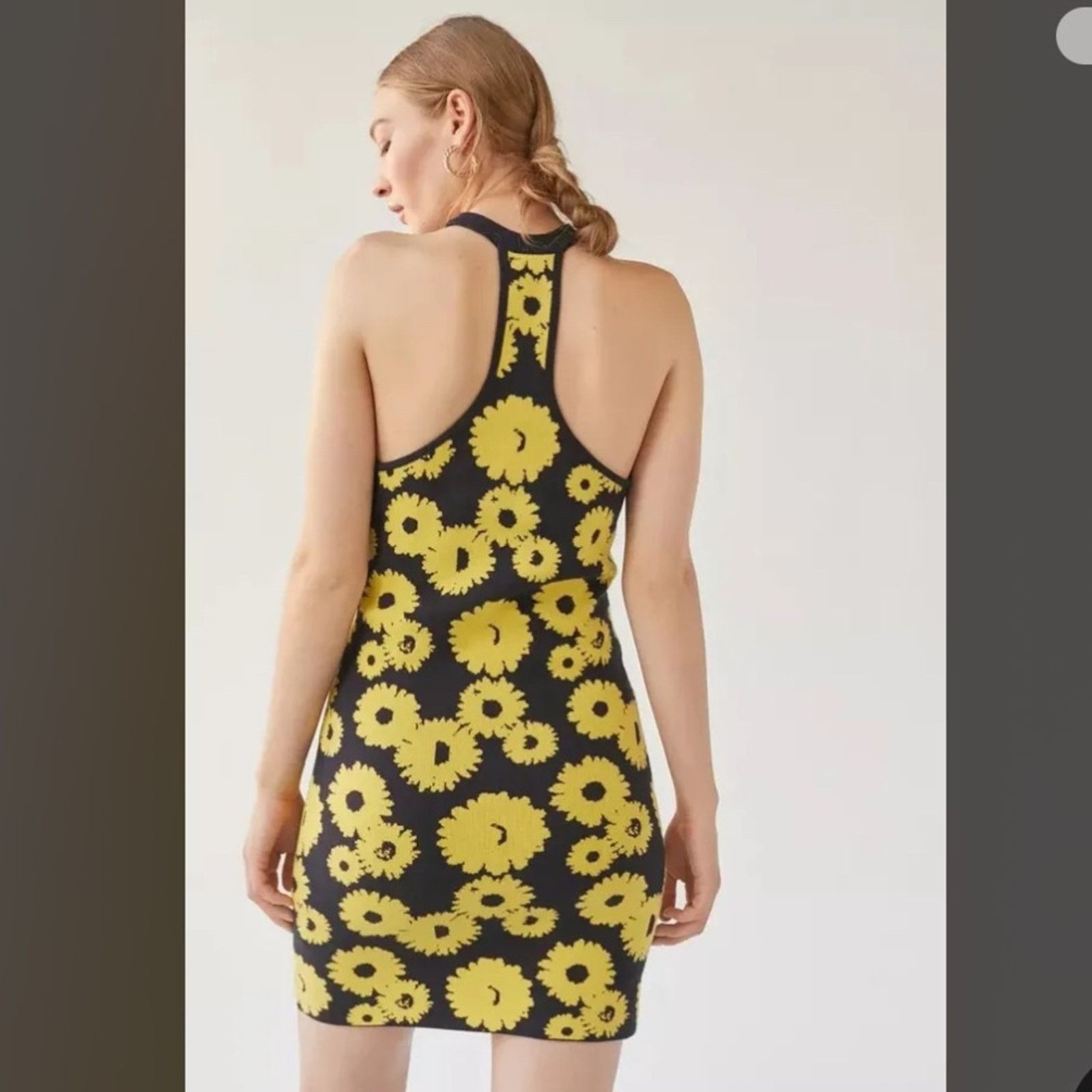 Urban Outfitters Urban Outfitters Charlie Sunflower Floral Halter Dress Size S / US 4 / IT 40 - 2 Thumbnail