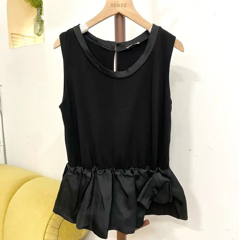 Miu Miu Miu Miu Black Polyester Women's T-Shirt 0089 Size S / US 4 / IT 40 - 1 Thumbnail