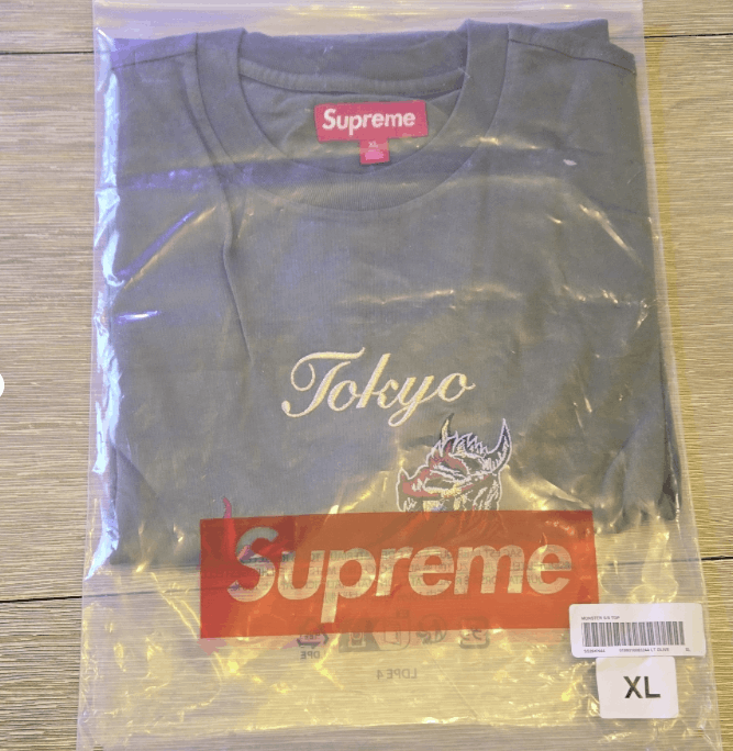 Supreme Supreme Monster Tee SS26 Light Olive XL Tokyo BN Size US XL / EU 56 / 4 - 1 Thumbnail