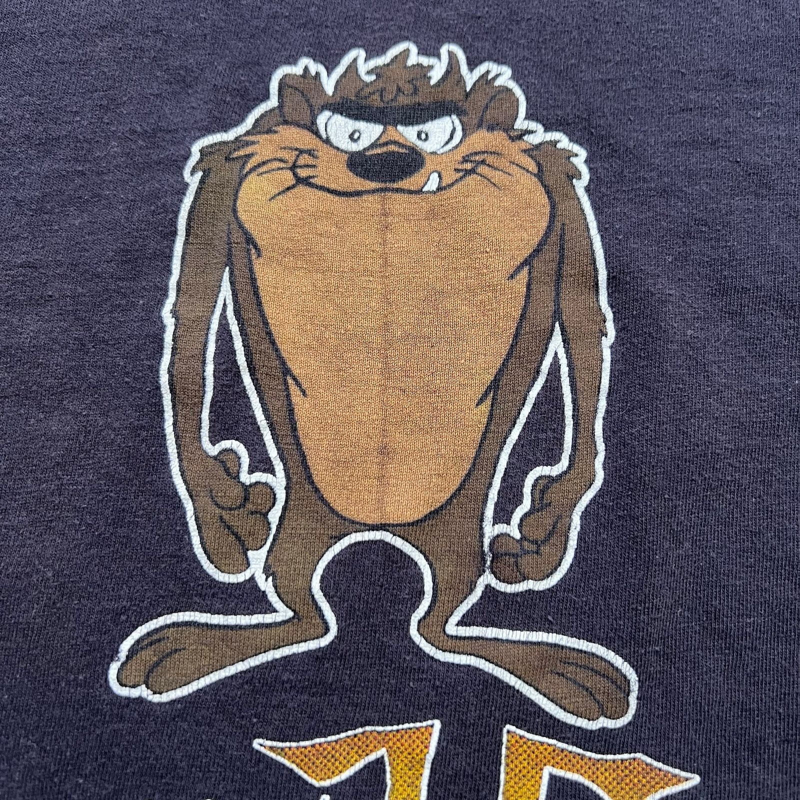 Vintage Vintage 80s Tasmanian Devil "Body Heat" t-shirt Sz XL f Size US XL / EU 56 / 4 - 10 Thumbnail