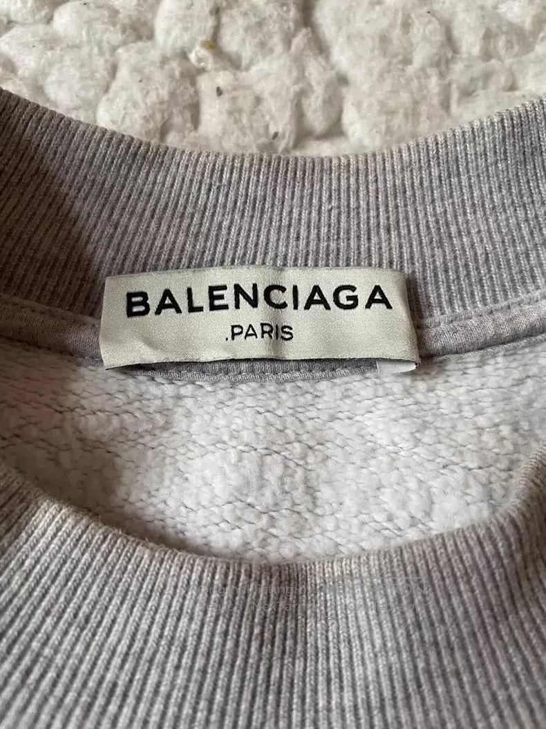 Balenciaga Balenciaga Fleece front short back long sweatshirt Size XS / US 0-2 / IT 36-38 - 6 Thumbnail