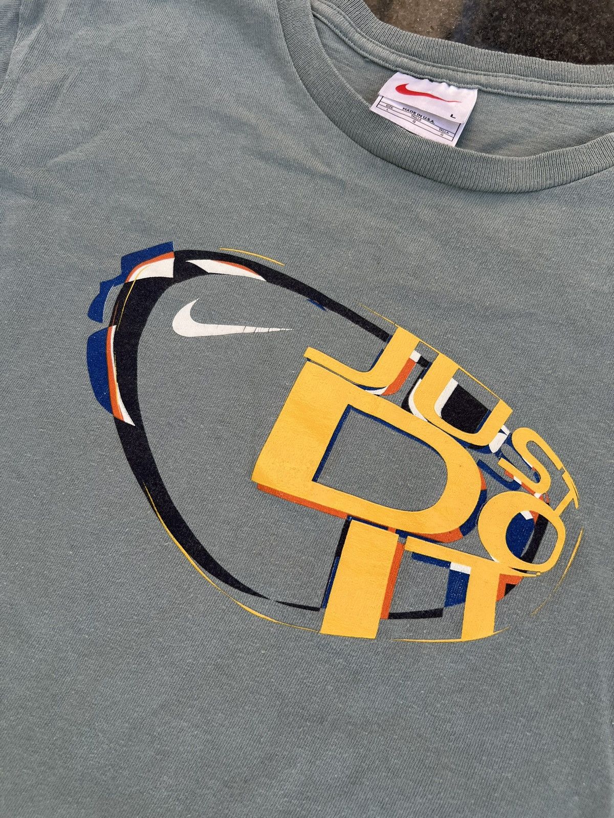 Nike 90s Nike Big Retro Logo Vintage Y2K Tee T-Shirt Size US S / EU 44-46 / 1 - 4 Thumbnail