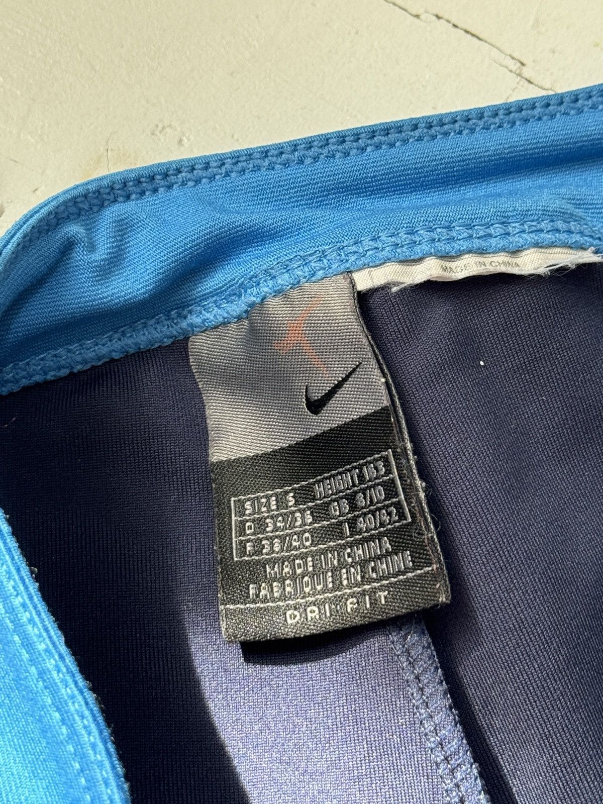 Nike VINTAGE NIKE MINI SWOOSH 2000s PANTS Size 27" / US 4 / IT 40 - 5 Thumbnail