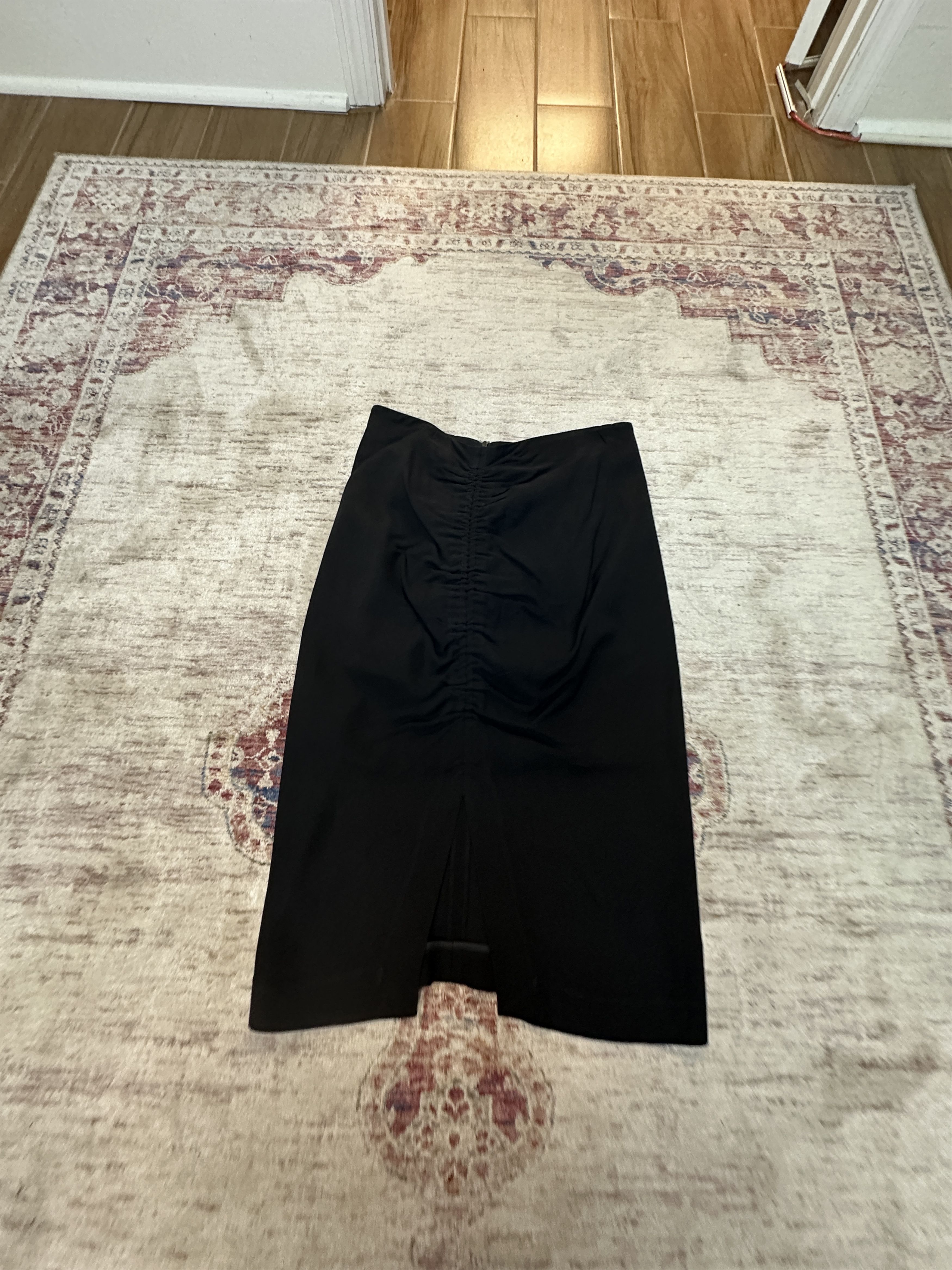 Massimo Dutti Massimo Dutti Women's Long Black Skirt Size Small Size 27" / US 4 / IT 40 - 1 Thumbnail