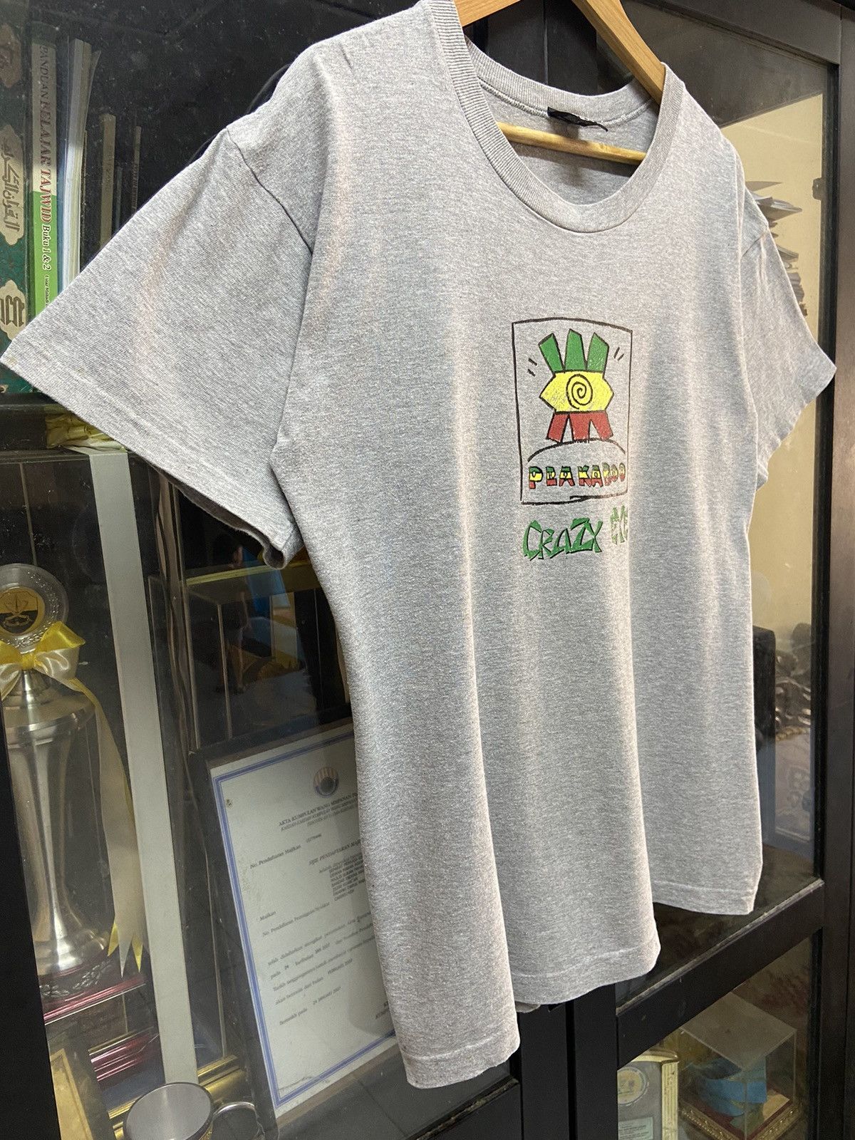Vintage 90's Peakaboo Crazy Eye Rare Find