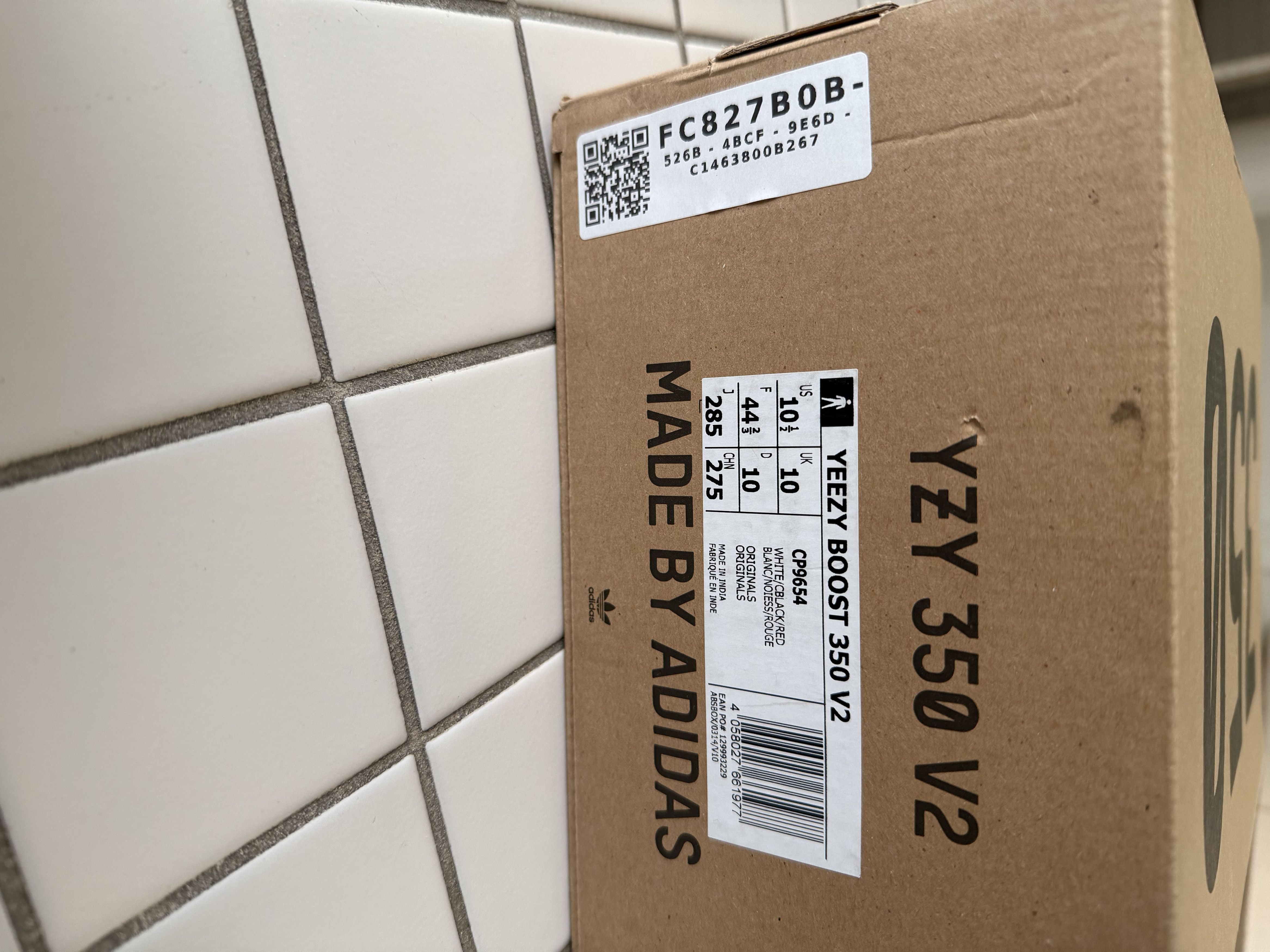 Adidas Yeezy Boost 350 V2 Black White Red Zebra New in Box