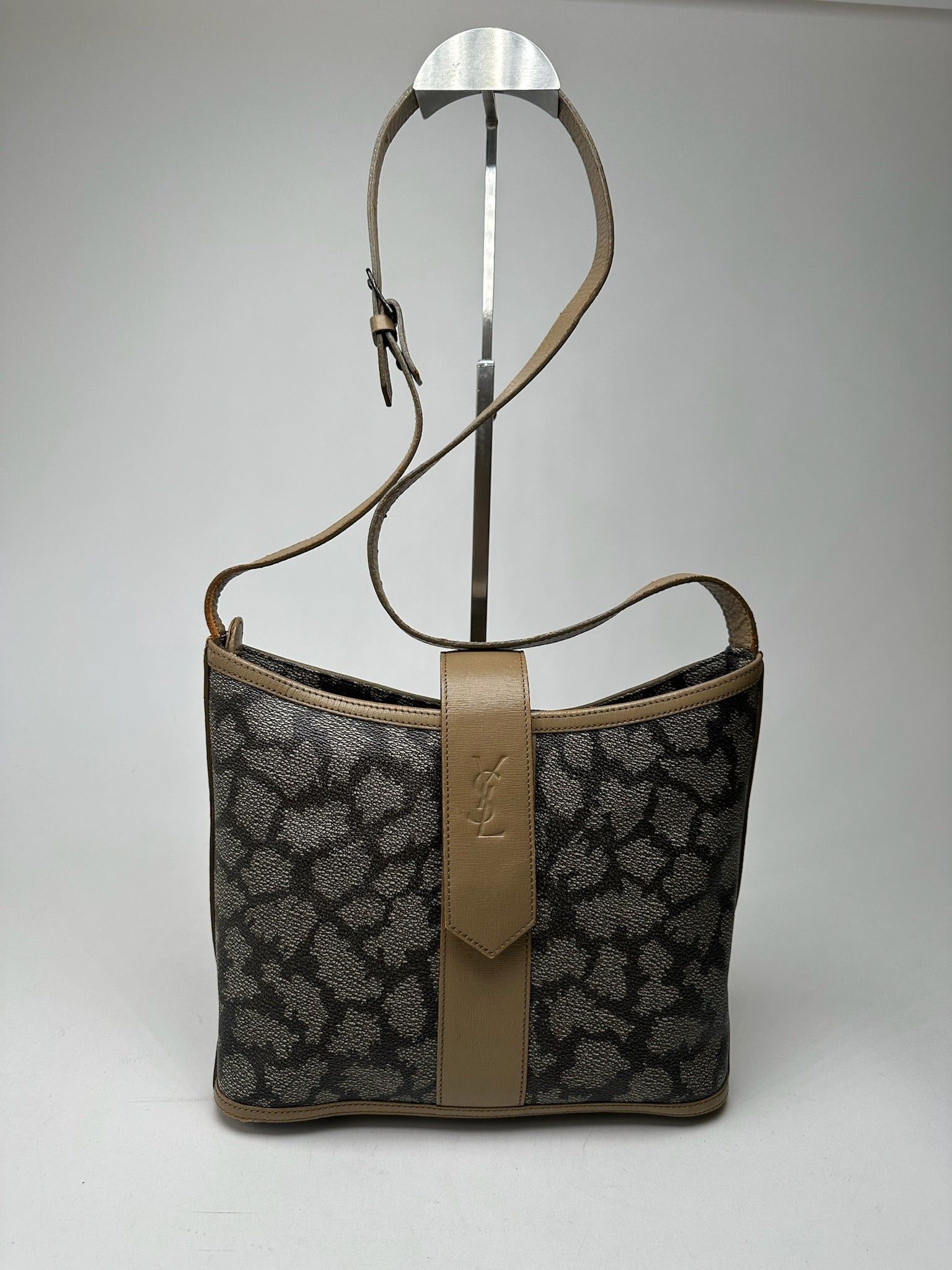 Other Vintage Yves Saint Laurent Leather Shoulder bag Size ONE SIZE - 1 Thumbnail