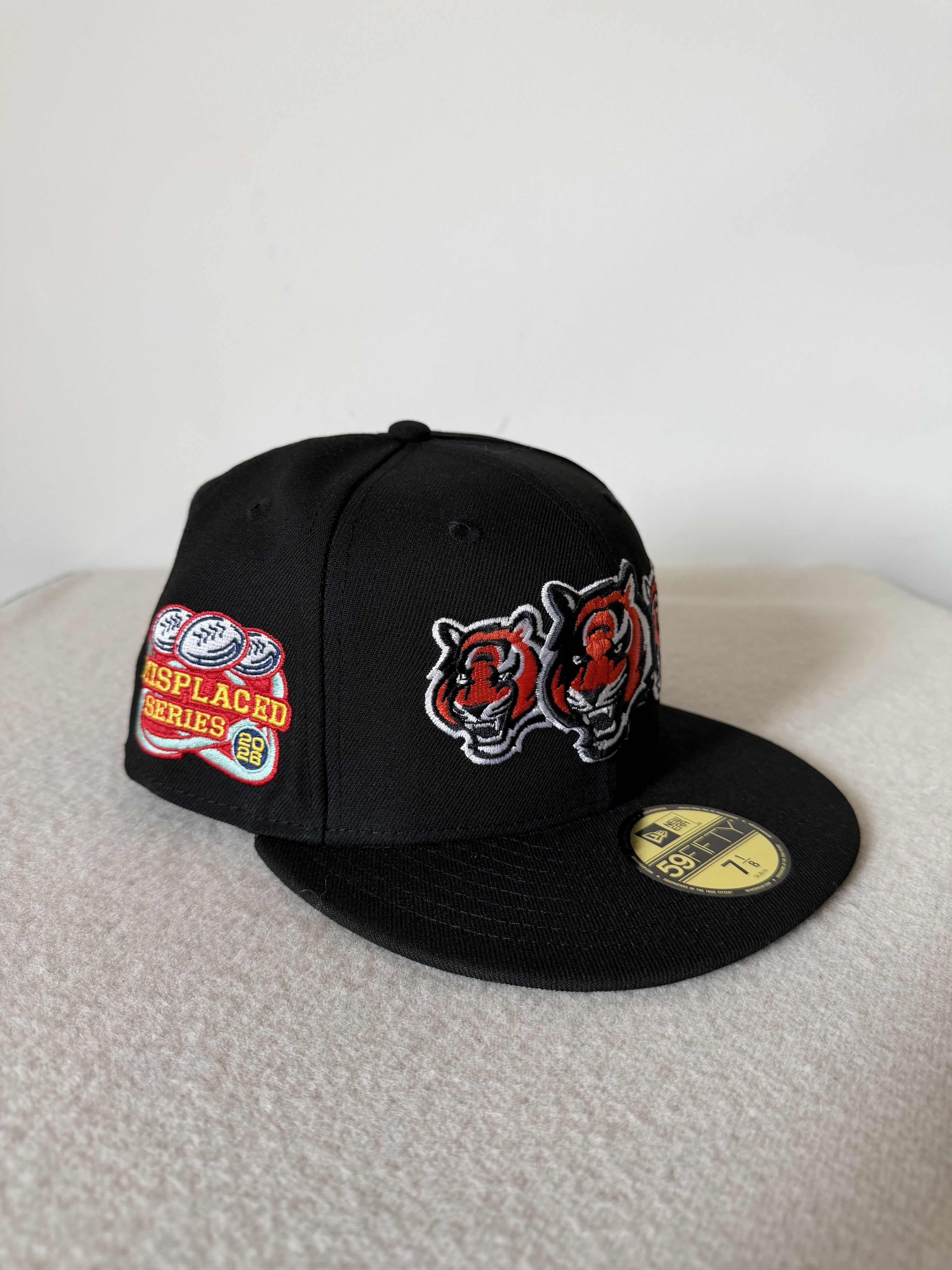 New Era 7 1/8 John Geiger New Era Misplaced Cincinnati Bengals Size ONE SIZE - 1 Thumbnail