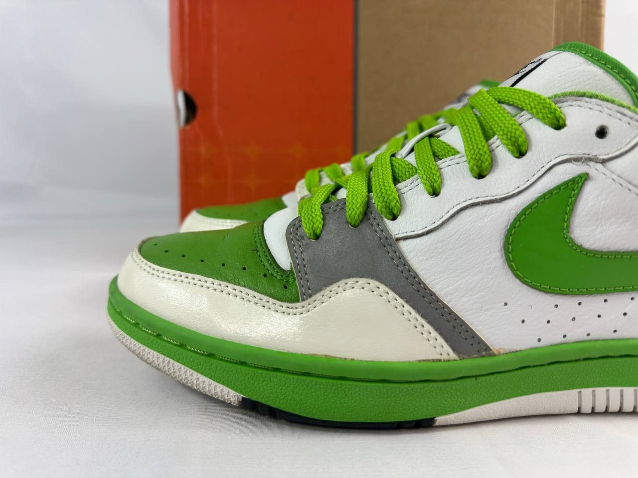 Nike Nike Court Force Low Gimme 5 2006 Green White Size US 10 / EU 43 - 8 Thumbnail
