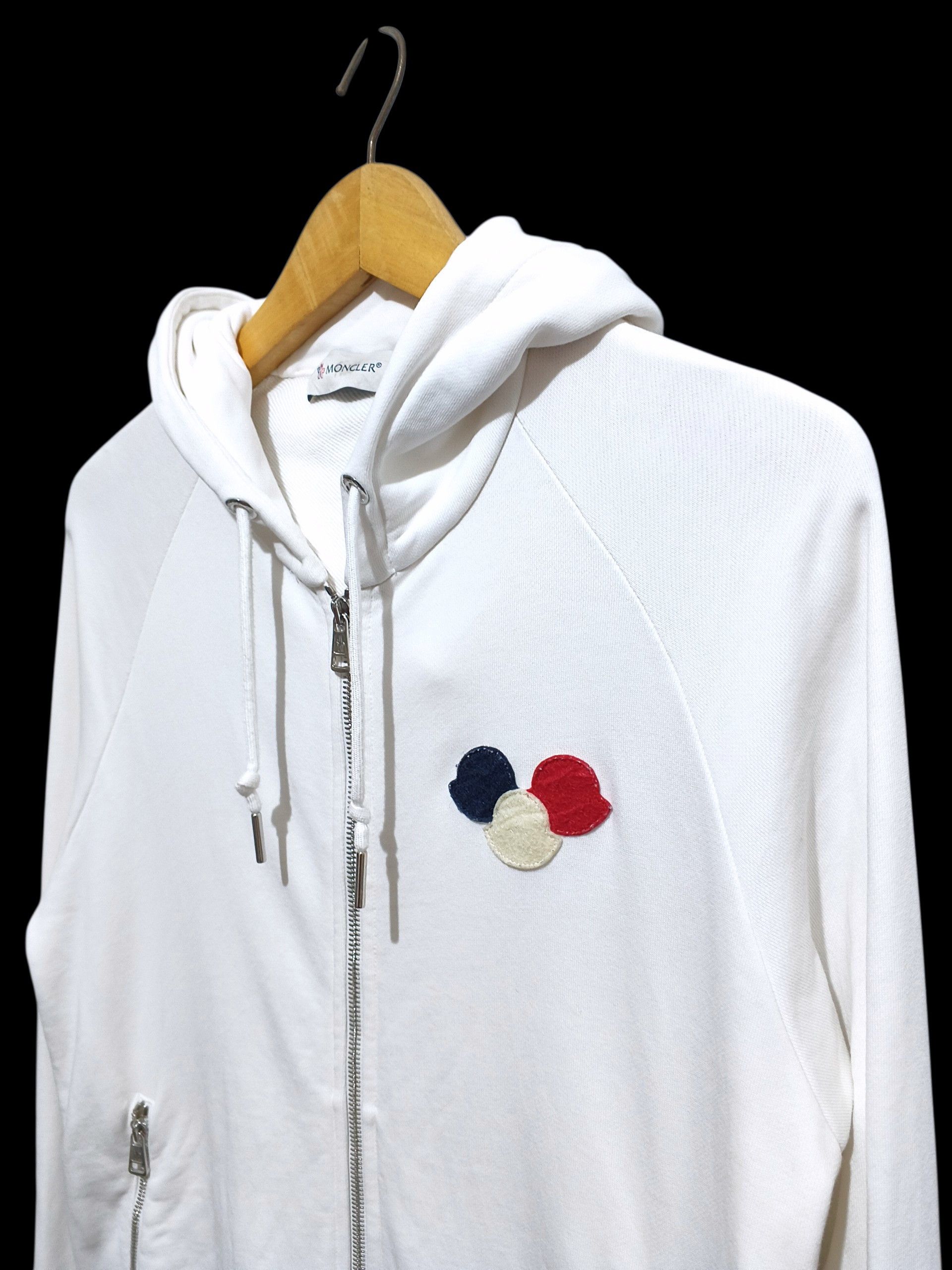 Moncler Moncler Quiet Luxury logo patch zip up hoodie Size US L / EU 52-54 / 3 - 4 Thumbnail
