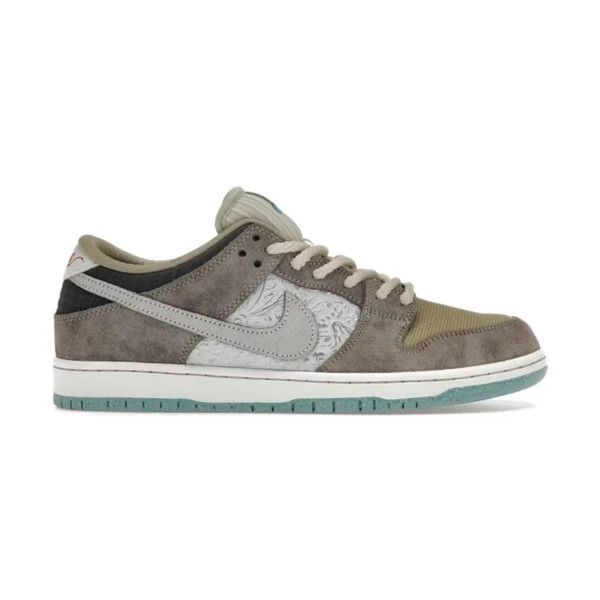 image of Nike Sb Dunk Low Big Money Savings Shoes in Baroque Brown/Summit White/Sanddrift, Men's (Size 12)