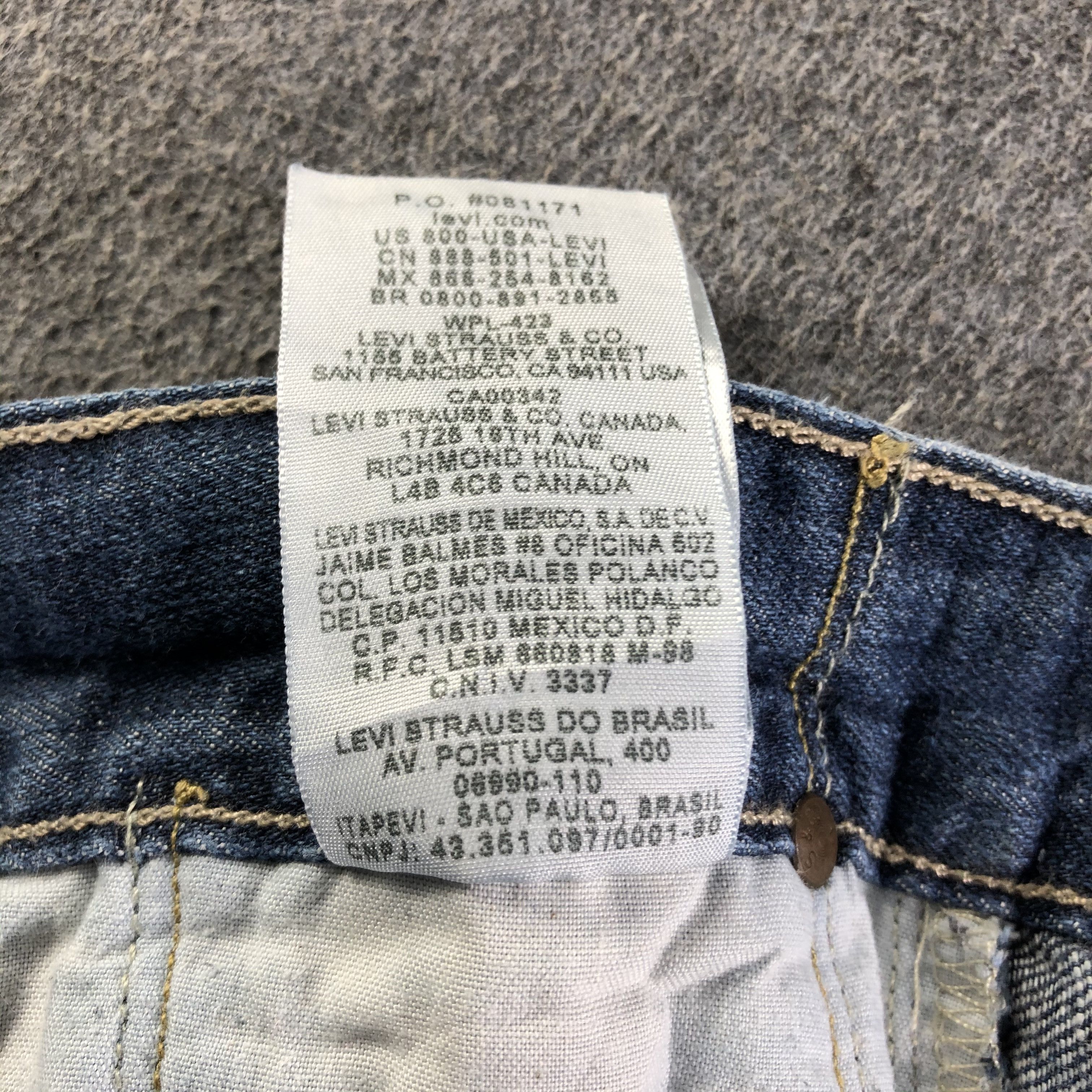 Levi's Vintage Blue Wash Levis 514 Jeans-J4181 Size US 33 - 11 Thumbnail
