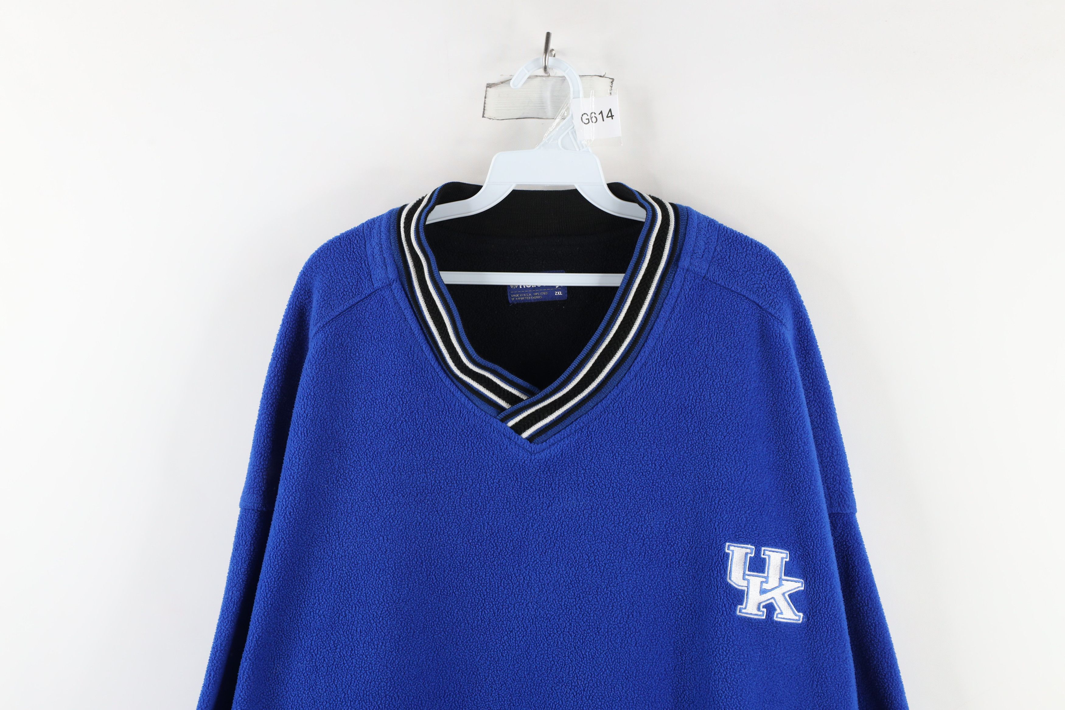 Vintage Vintage 90s University of V-Neck Fleece Sweater Blue USA Size US XXL / EU 58 / 5 - 2 Thumbnail