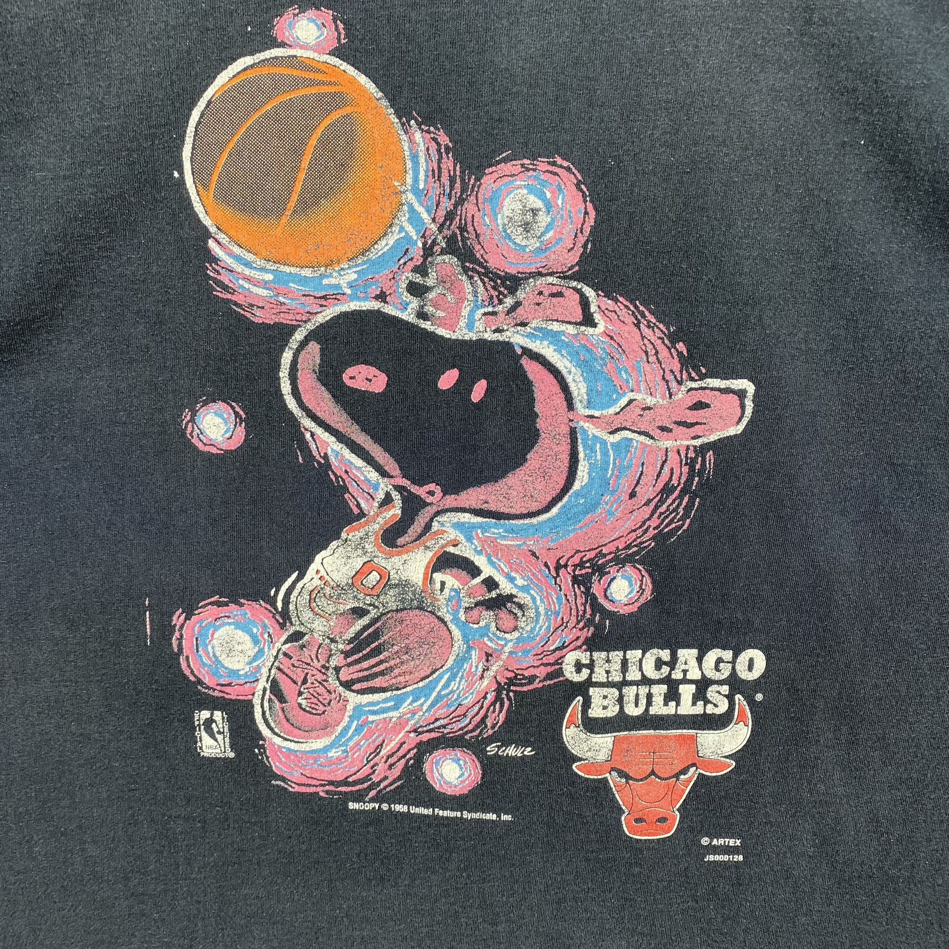 Cartoon Network Vintage 90s Snoopy X NBA Chicago Bulls T-Shirt Crewneck Tee Size US L / EU 52-54 / 3 - 2 Thumbnail