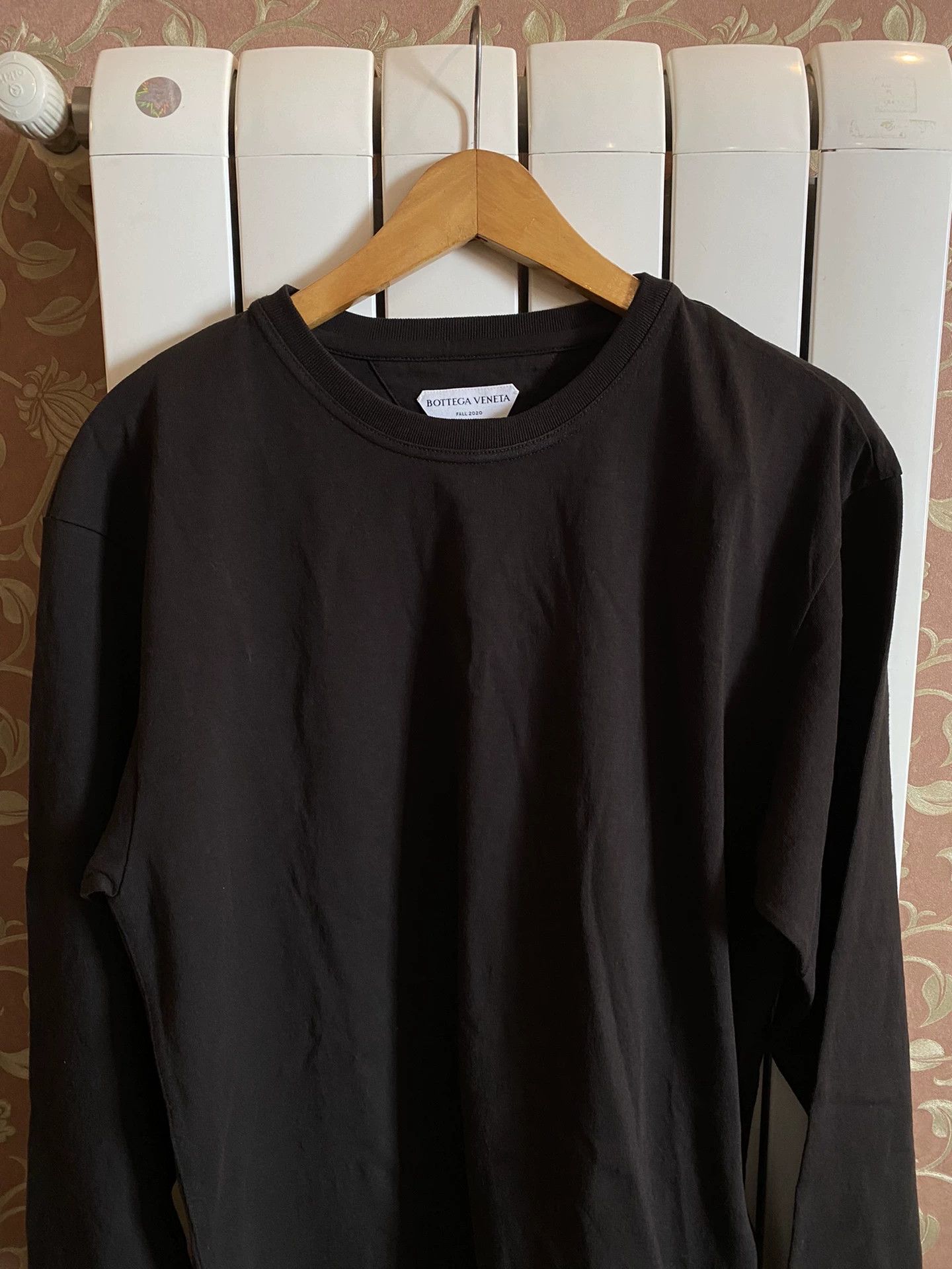 Bottega Veneta Bottega Veneta Italian Long Sleeve Tee Size M NWT Size US M / EU 48-50 / 2 - 2 Thumbnail