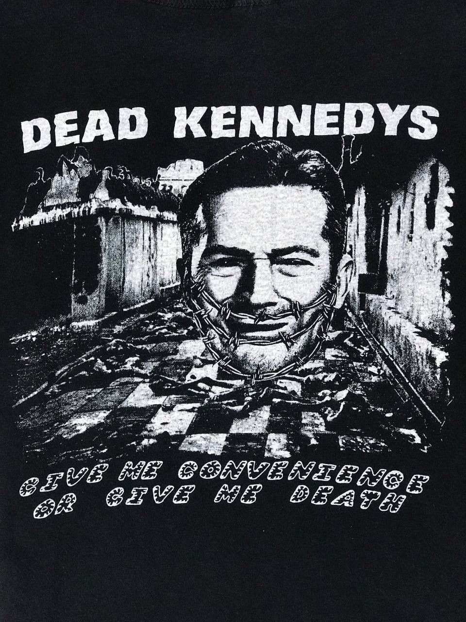 Band Tees vintage 80s Dead Kennedys give me convenience or give me Size US L / EU 52-54 / 3 - 7 Thumbnail