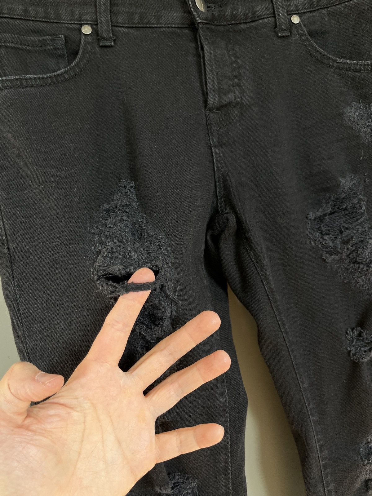 La Haine Inside Us La Haine Inside Us Distressed Avant Garde Denim Jeans Size US 28 / EU 44 - 4 Thumbnail