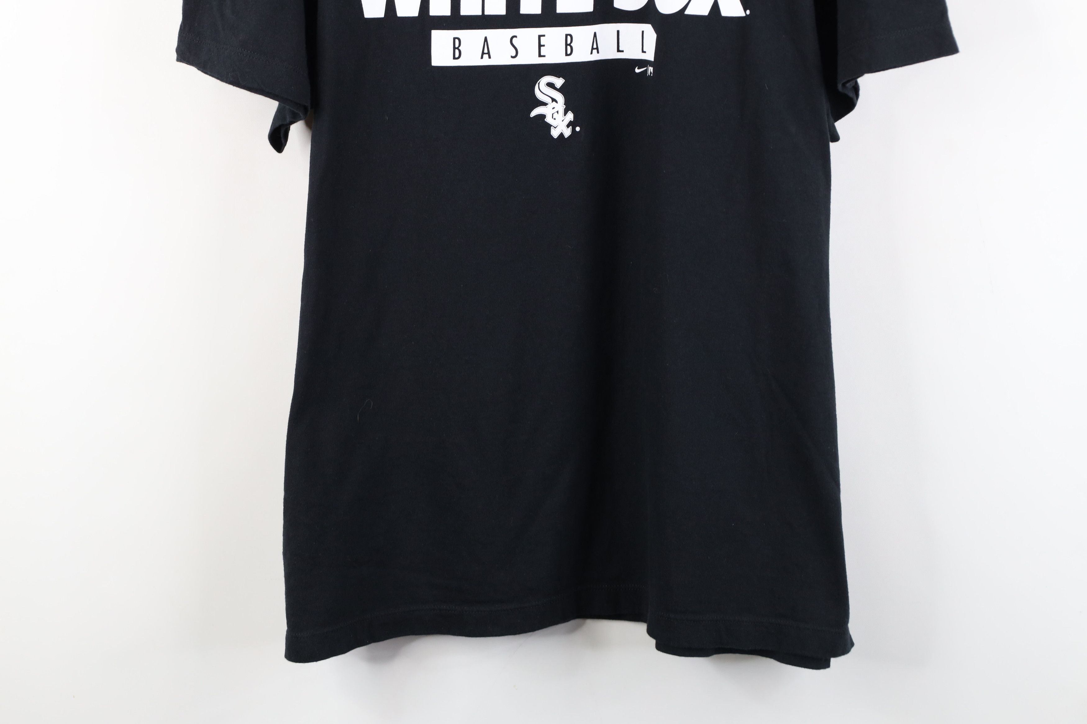 Nike Y2K Nike Center Swoosh Chicago White Sox Baseball T-Shirt Size US XL / EU 56 / 4 - 3 Thumbnail
